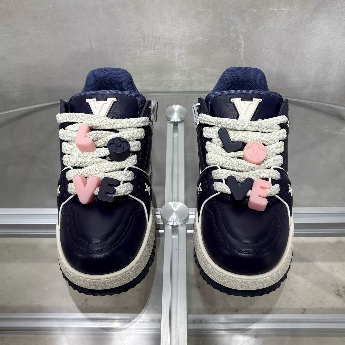 Louis Vuitton LV Trainer Maxi Valentine's Blue Jigglypuff UK7/41 Size US 8 / EU 41 - 1 Thumbnail