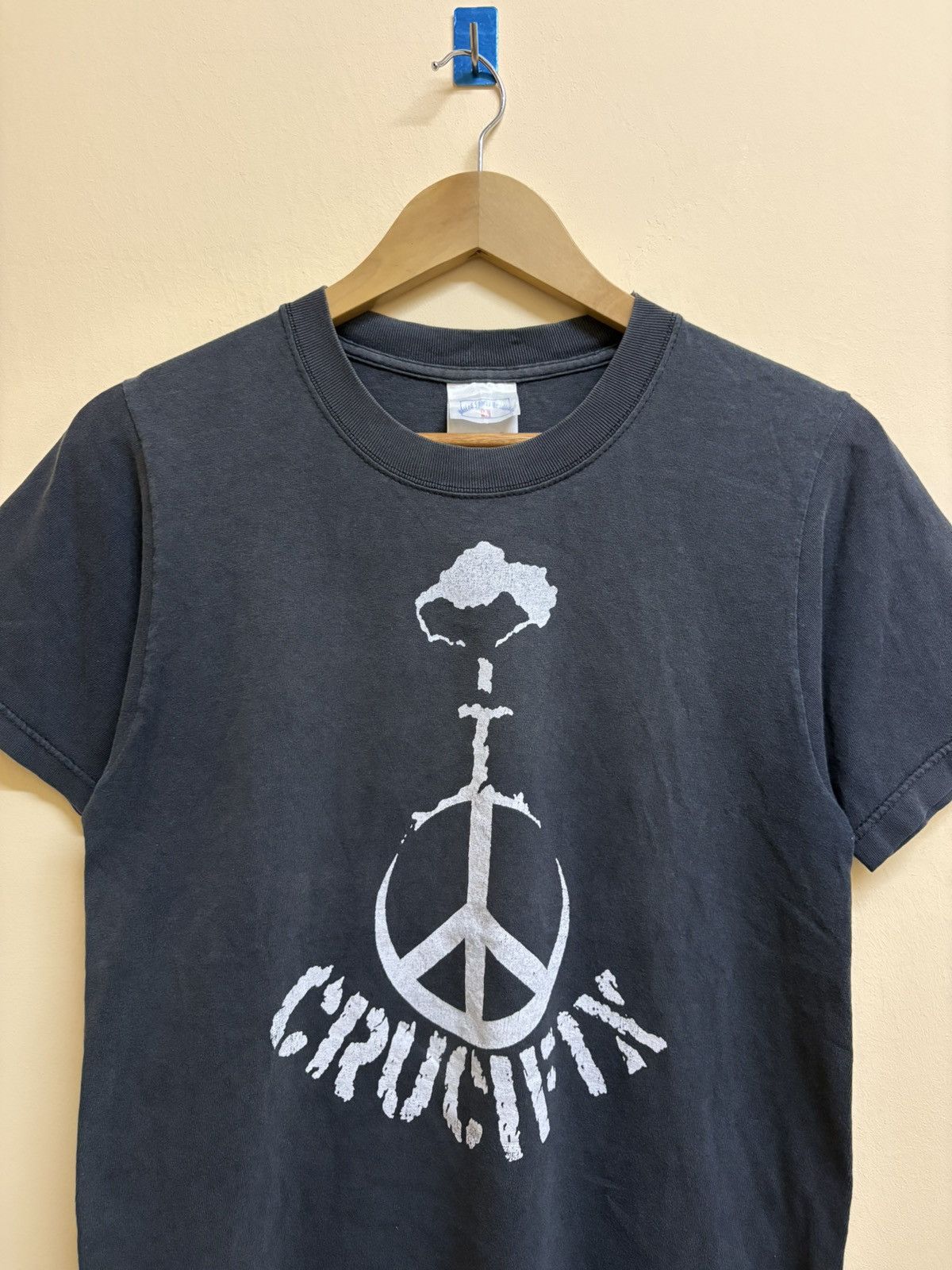 Band Tees Vintage 90s Crucifix Band Hardcore Punk Faded T-Shirt Size US S / EU 44-46 / 1 - 2 Thumbnail