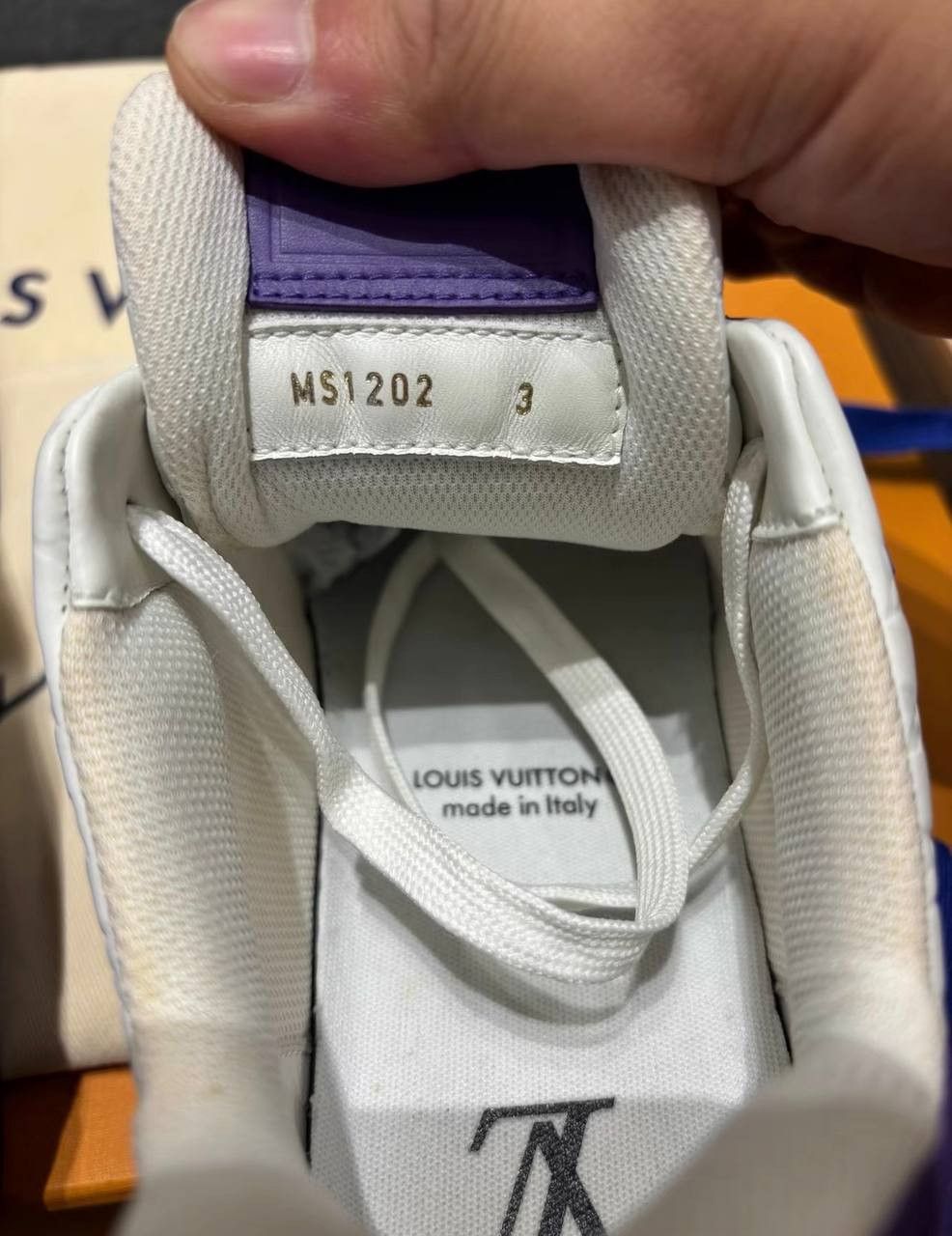 Louis Vuitton LV Trainer sneakers with a white and purple print Size US 7 / IT 37 - 6 Thumbnail