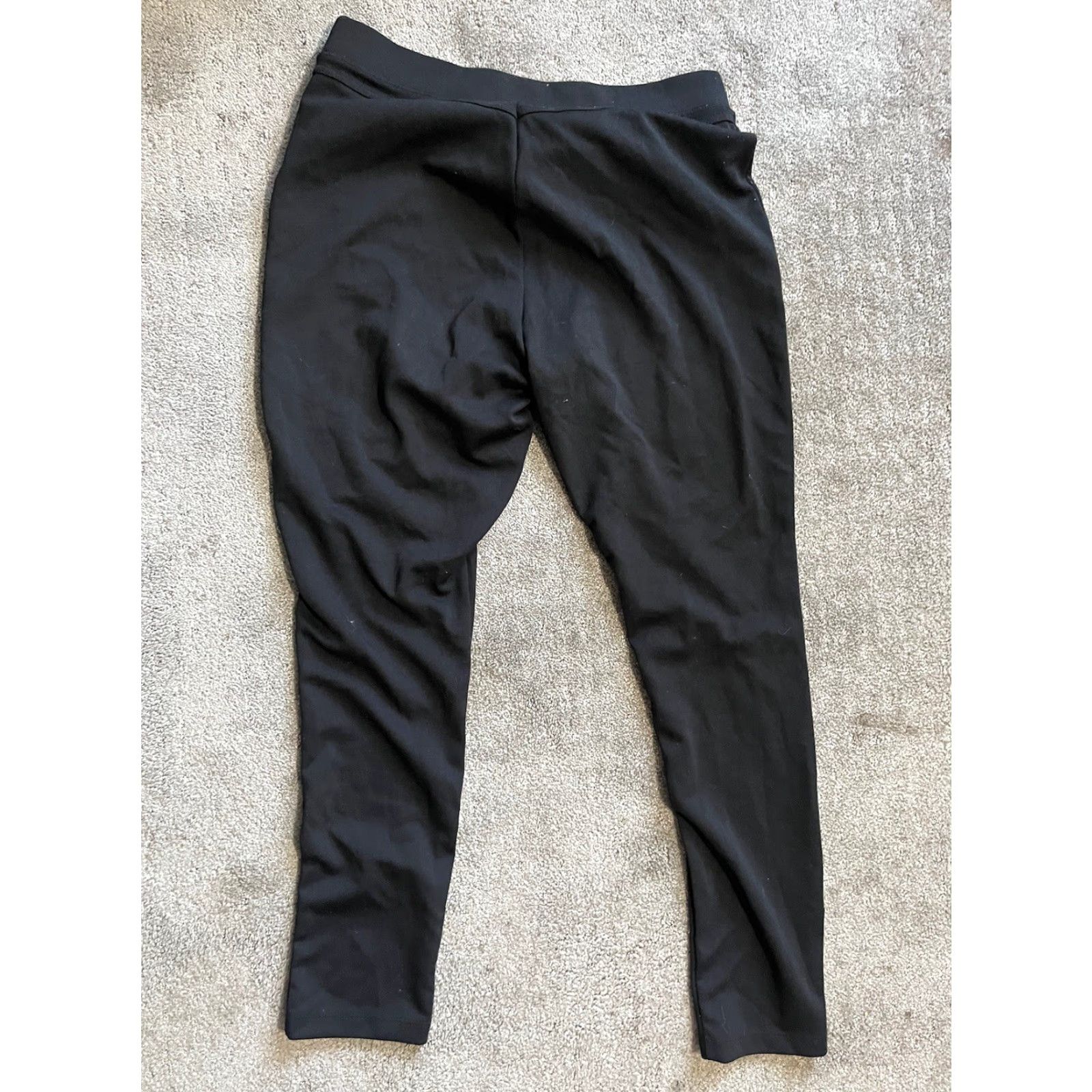 Gap Gap Women Black Leggings Sweatpants Pull On Active Pants Medium Cropped Inseam 29 in Polyester Skinny & Slim Activewear Size 32" / US 10 / IT 46 - 3 Thumbnail