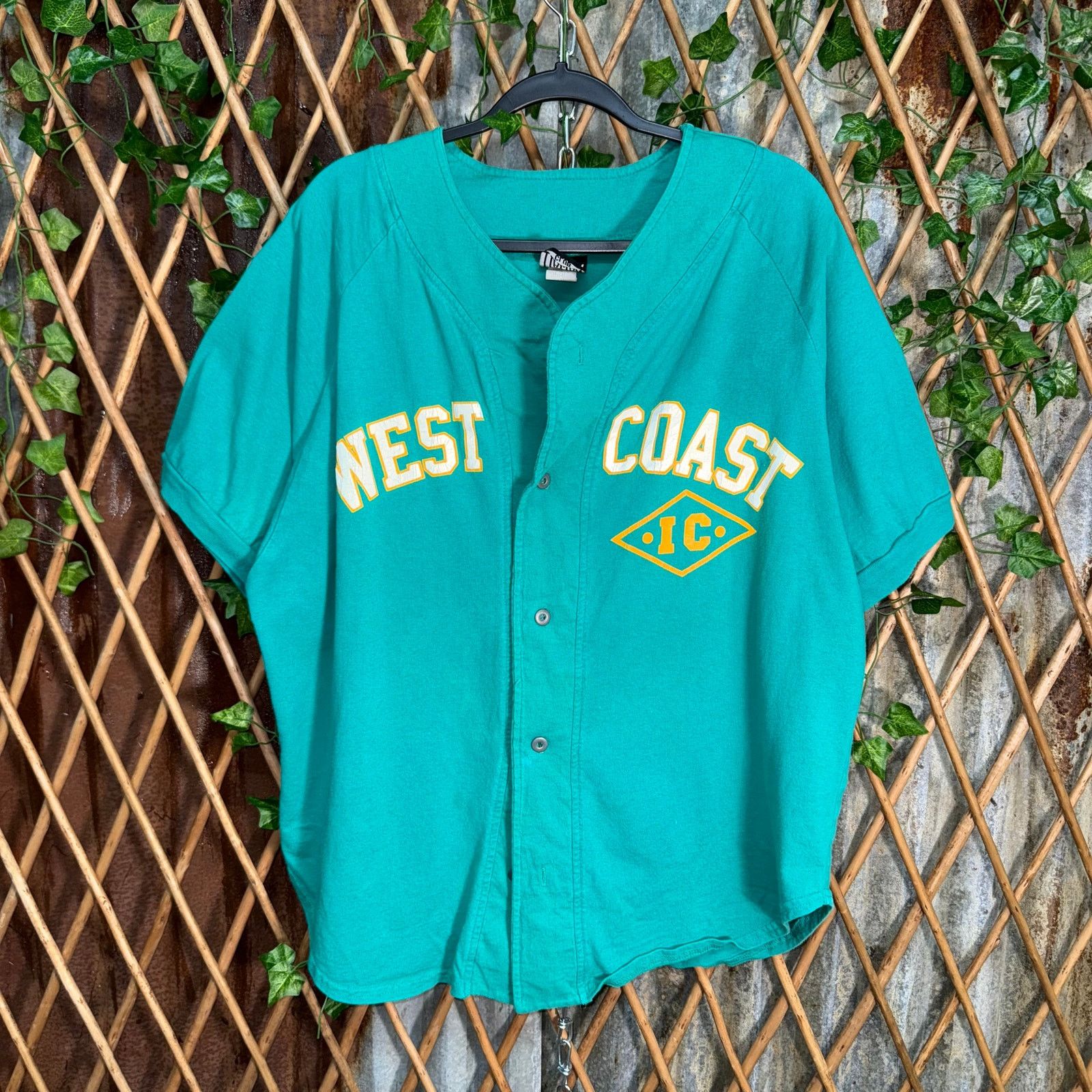Vintage Vintage Y2K Italian club West Coast 90s baseball jersey tee Size US L / EU 52-54 / 3 - 1 Thumbnail