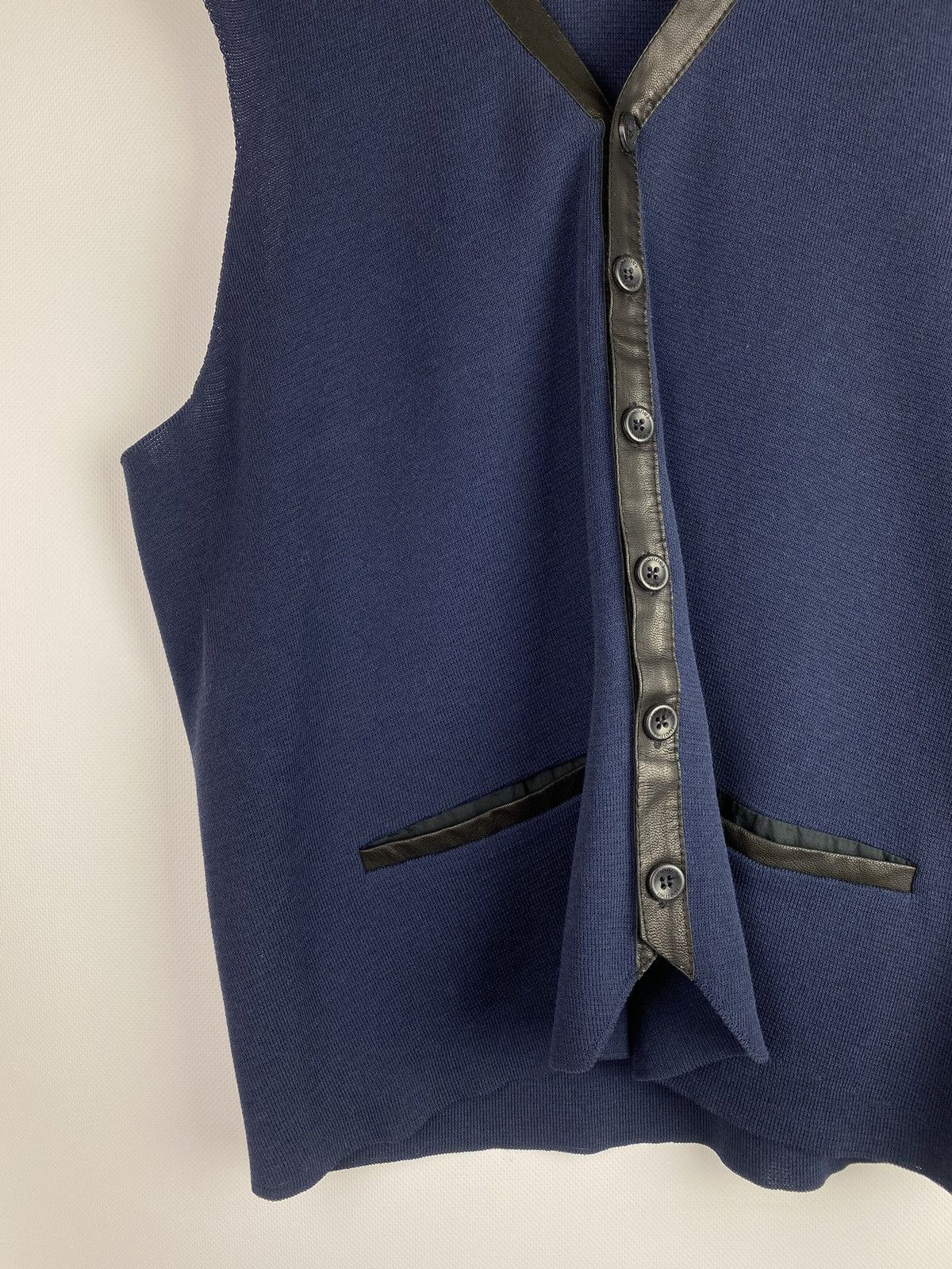 hannes roether Hannes Roether men’s avant-garde vest gilet size L Size US L / EU 52-54 / 3 - 8 Thumbnail