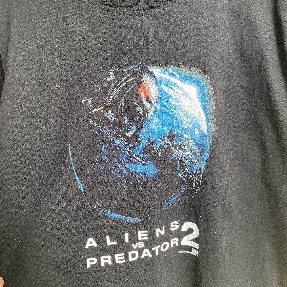 Vintage Vintage 2007 Alien vs Predator 2 Promo Movie Tshirt Size US M / EU 48-50 / 2 - 3 Thumbnail