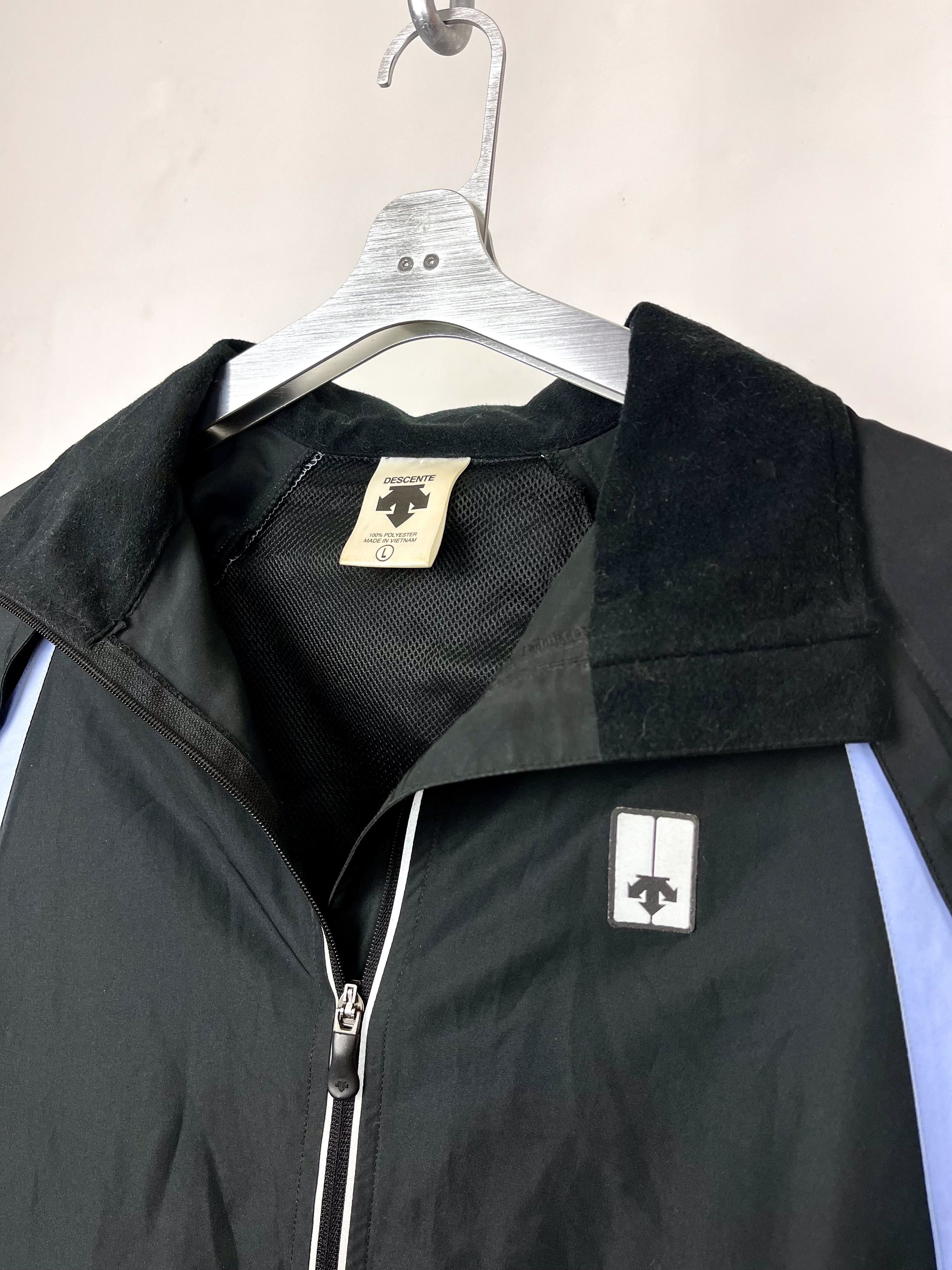 Descente Descente Athletics Women's Chinook Running Jacket / Vest Size L / US 10 / IT 46 - 4 Thumbnail