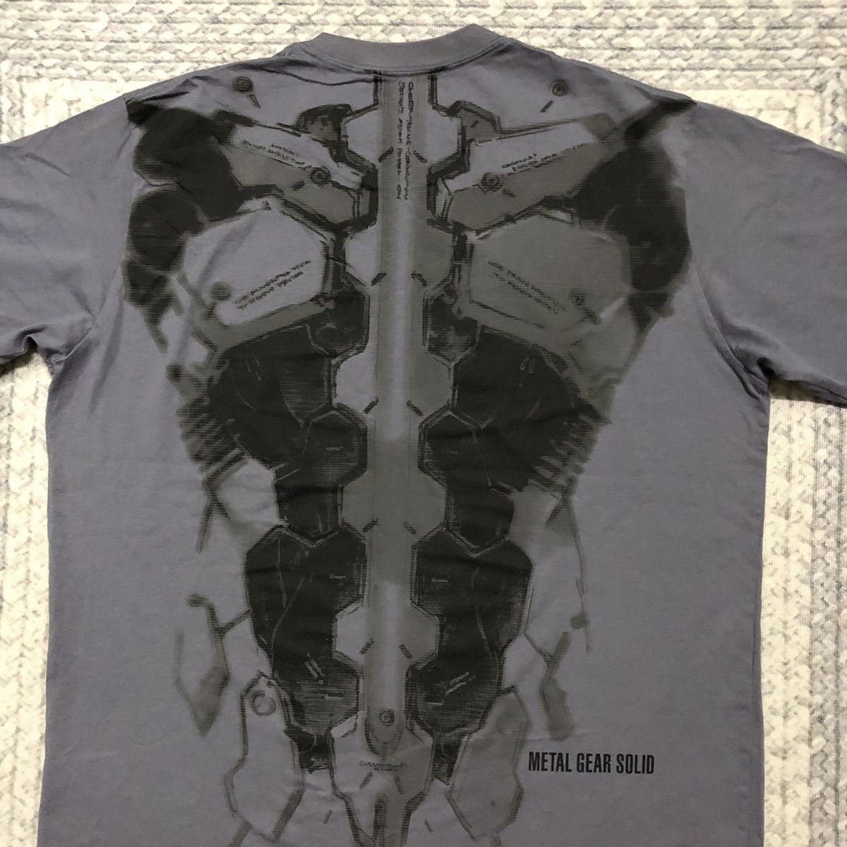 Playstation × Uniqlo Rare Distressed Uniqlo X Metal Gear Solid ‘Robot Suit’ Tees Size US XL / EU 56 / 4 - 11 Thumbnail