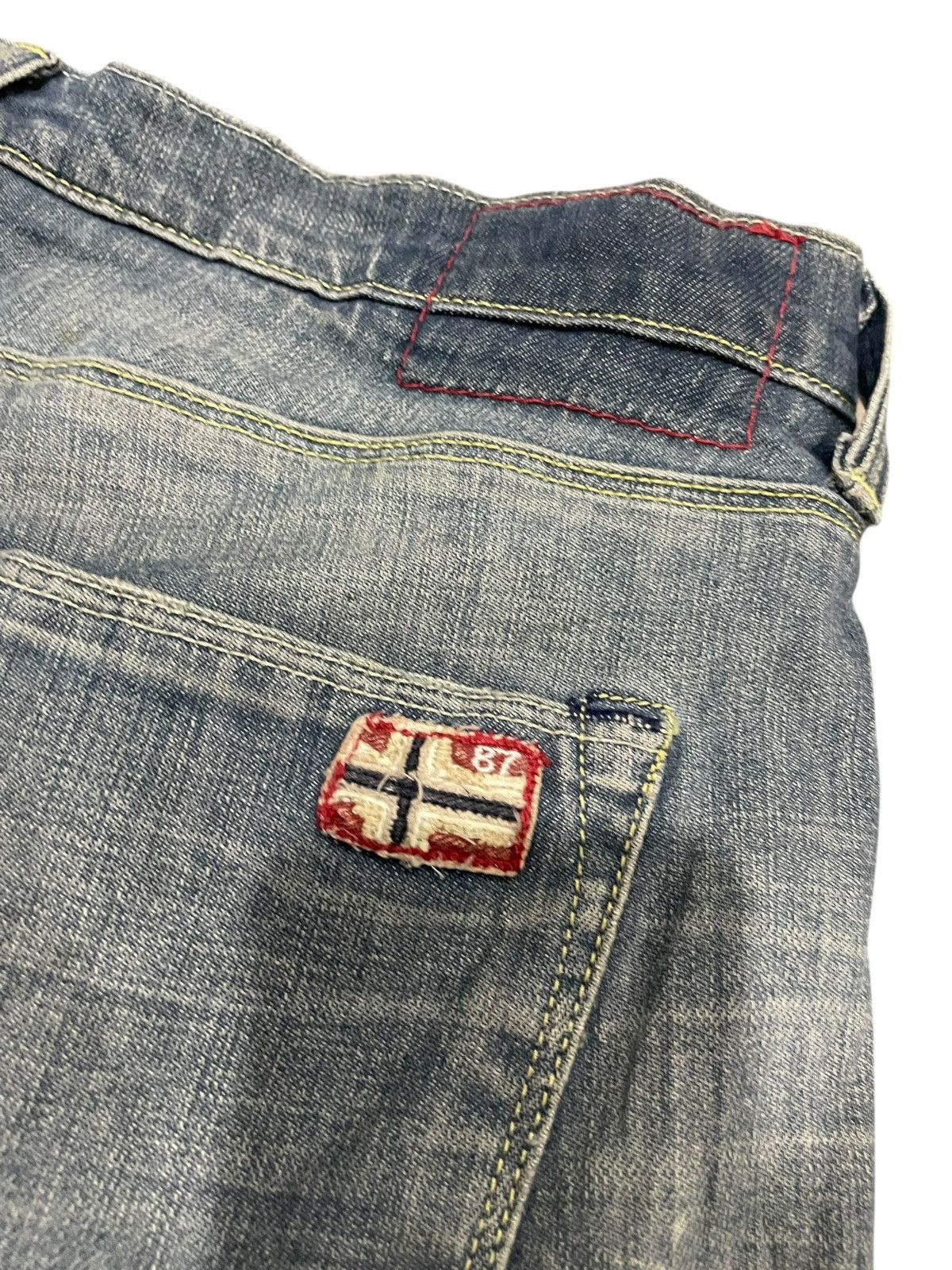 Napapijri Napapijri Stonewash Distressed Jeans Size US 34 / EU 50 - 7 Thumbnail