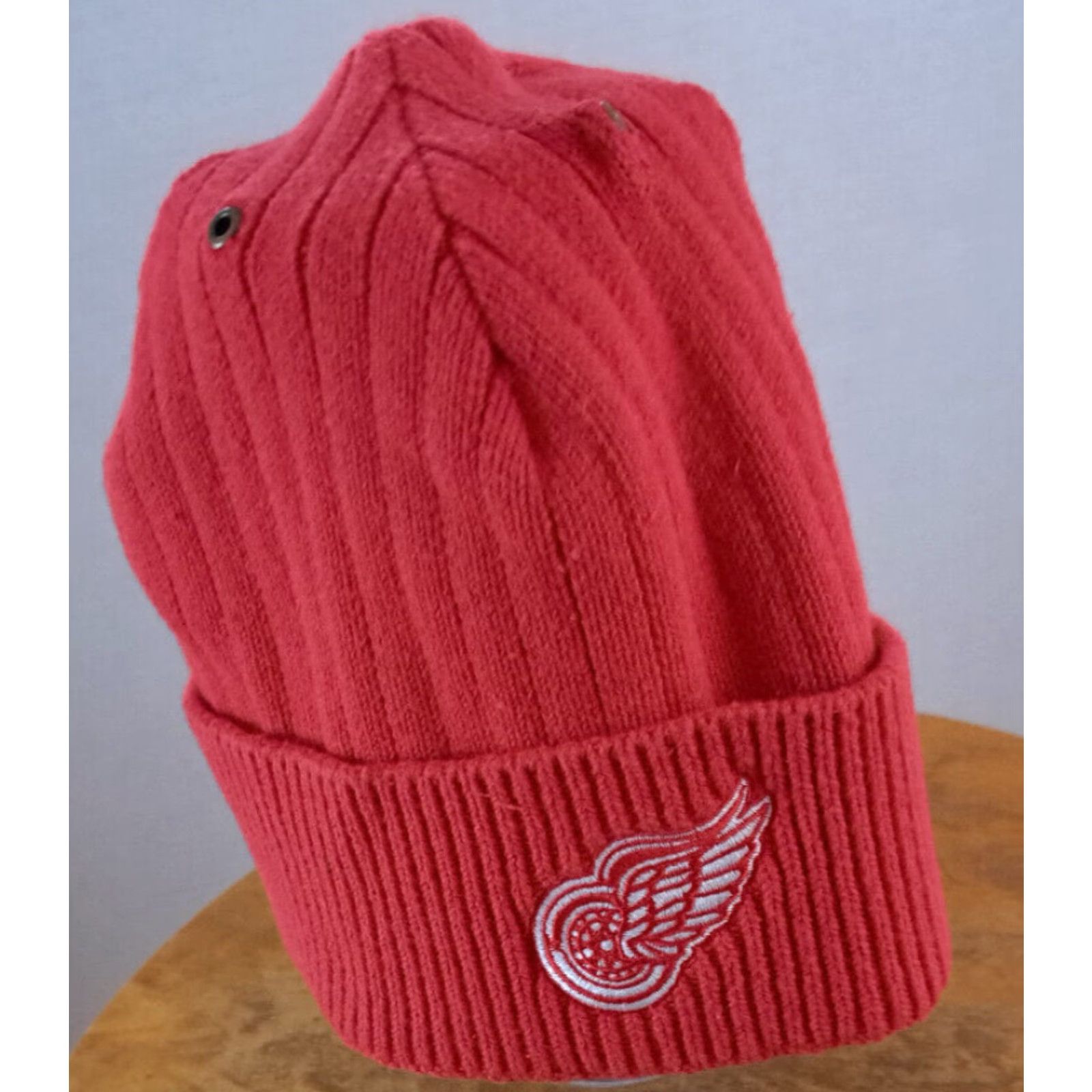 Mitchell & Ness VINTAGE Detroit Red Wings Beanie Hat One Size Green Cotton Mitchell & Ness 90s Classic Sports Unisex Adults- Adjustable Hat Size ONE SIZE - 2 Thumbnail
