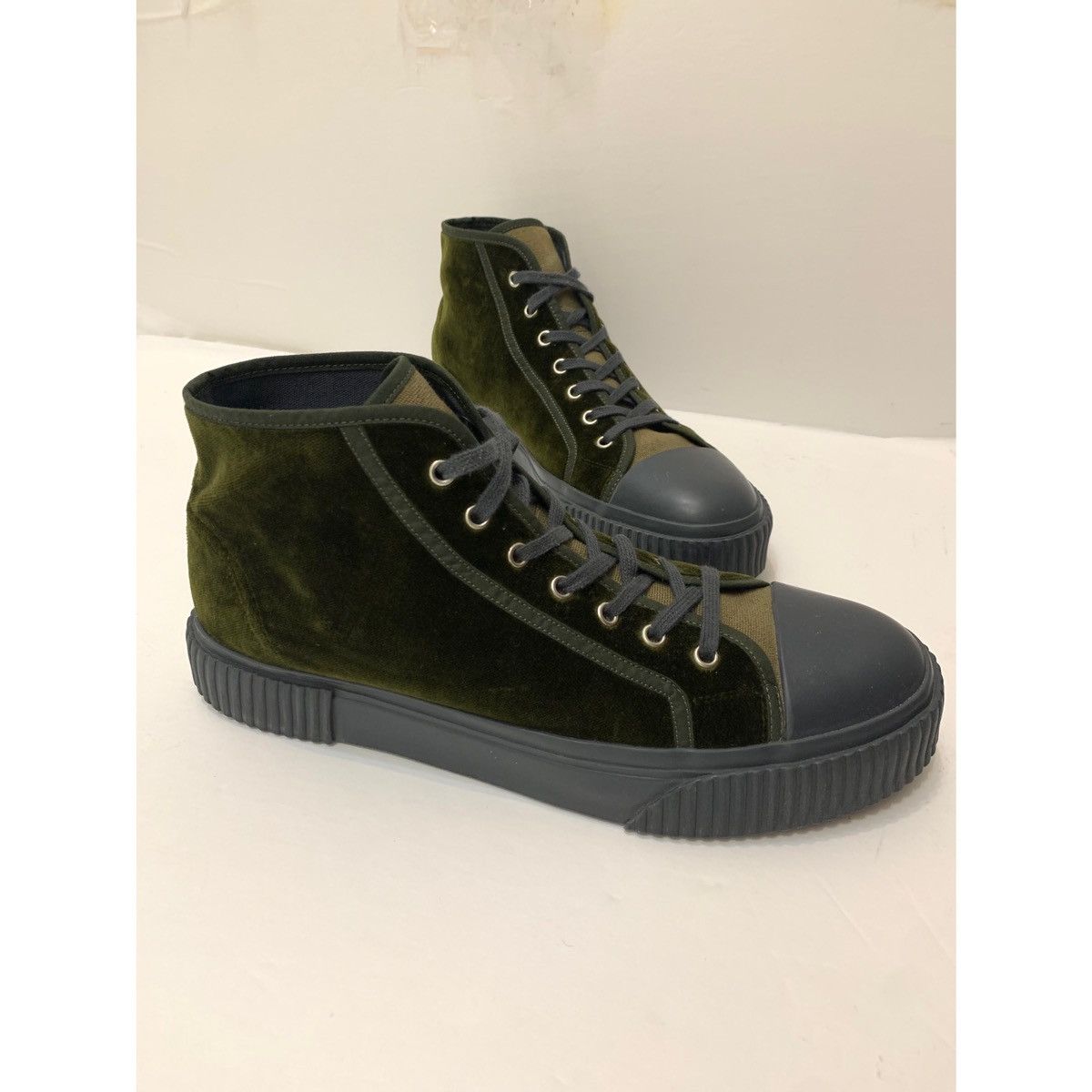 Theory THEORY CHUNKY VELVET HI-TOP SNEAKER Size US 11 / EU 44 - 15 Thumbnail