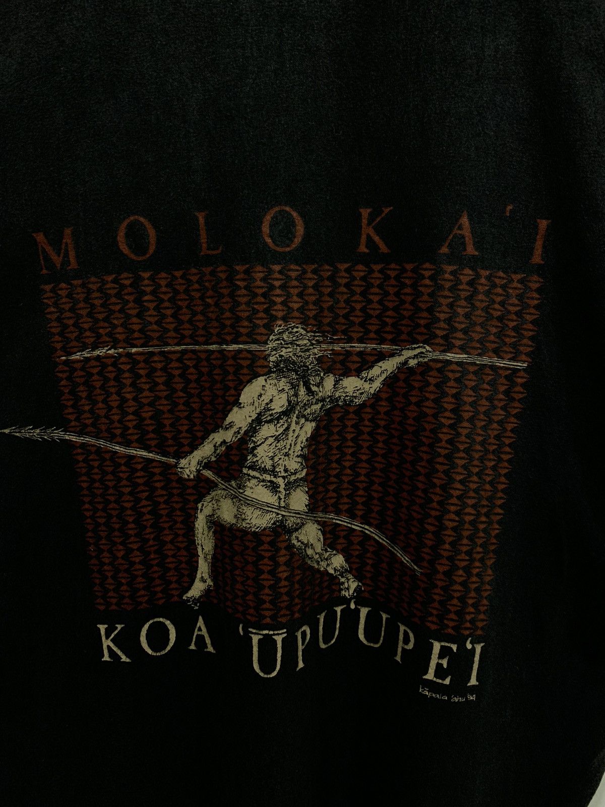 Vintage 90’s Faded Molokai Ka Hula Piko Hawaii T Shirt Size US L / EU 52-54 / 3 - 9 Thumbnail