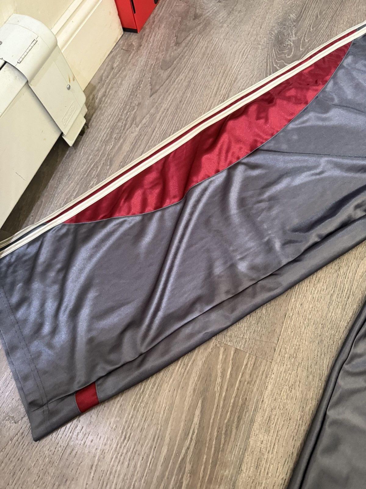 The GV Gallery Gv Gallery Raspberry Hills Tracy Mcgrady Sweatpants XL Size US 36 / EU 52 - 3 Thumbnail