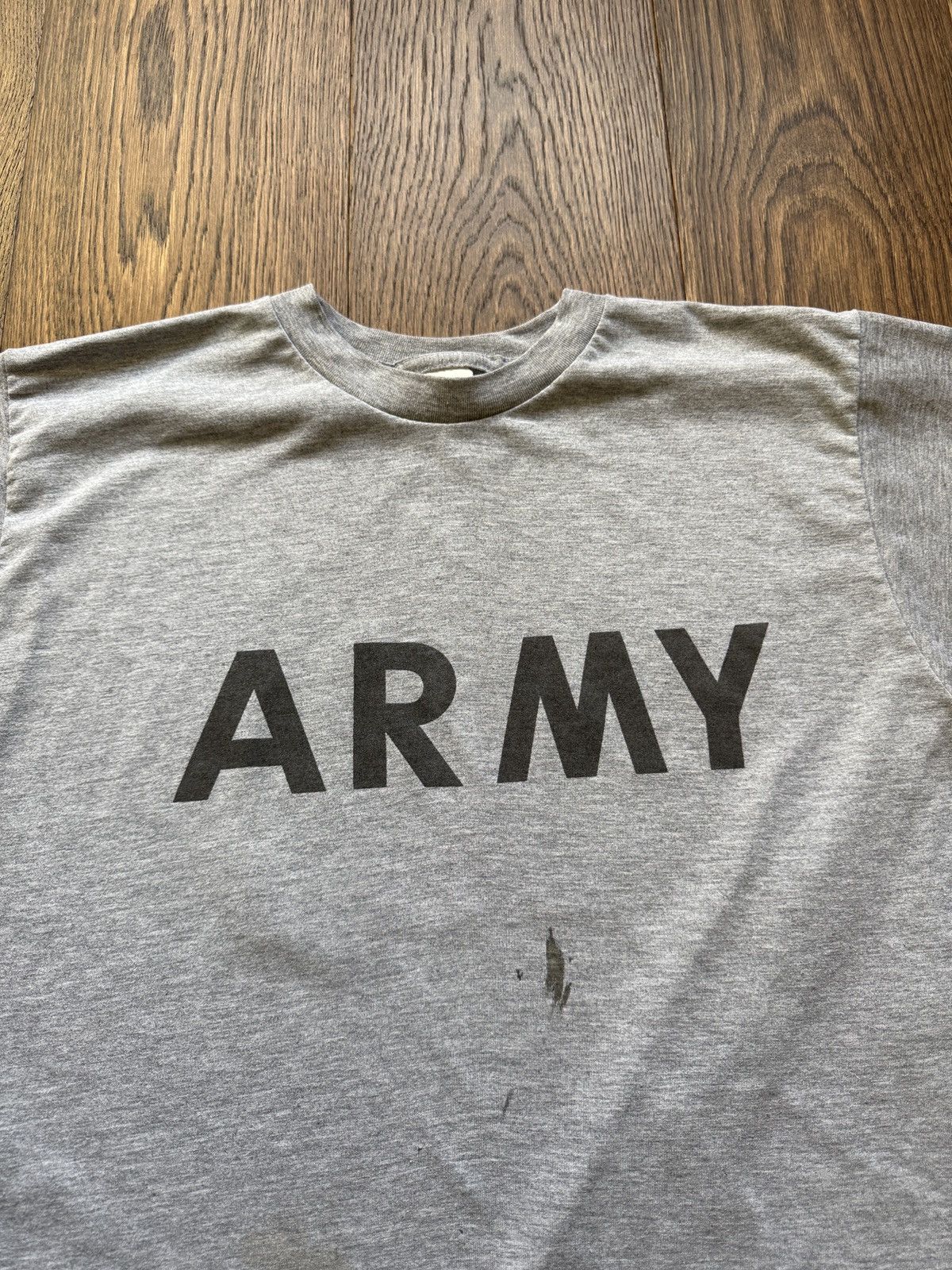 Vintage Vintage Y2K US Army Military Graphic Tee Size US XL / EU 56 / 4 - 4 Thumbnail
