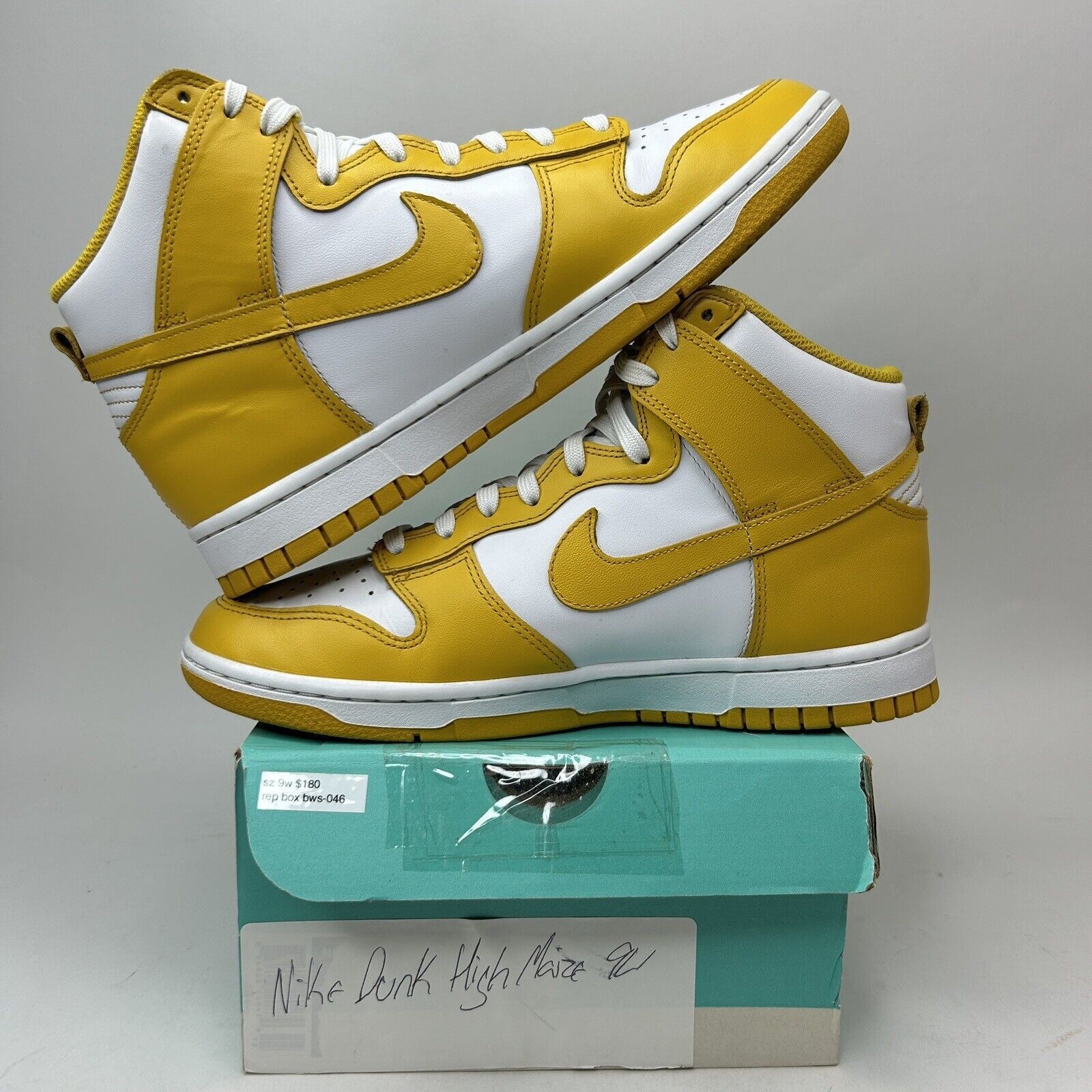 Nike Nike Shoes Dunk High WMNS “Dark Sulfur” 2023 Size US 9 / IT 39 - 3 Thumbnail