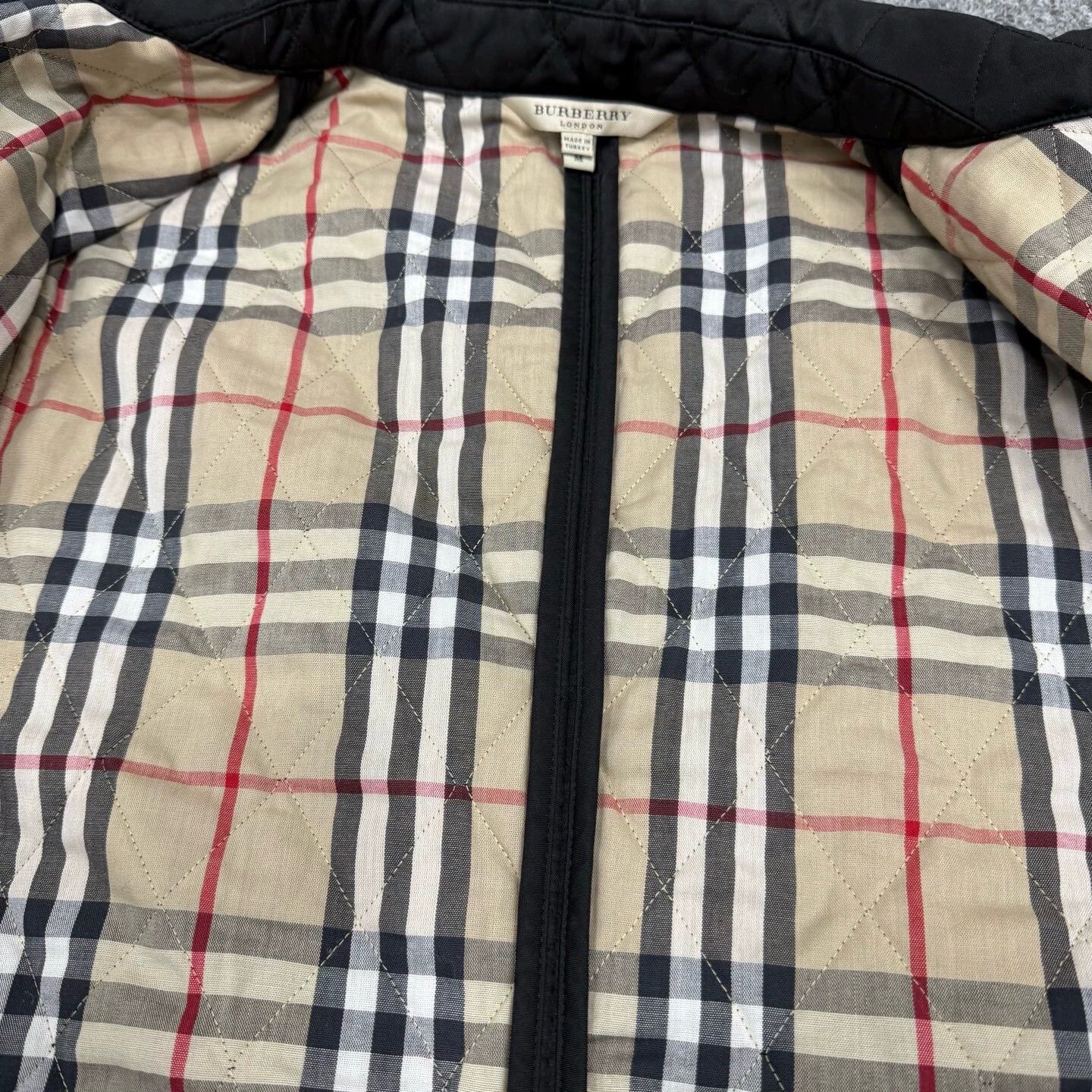 Burberry Burberry black women's check puffer coat M 99 new Size M / US 6-8 / IT 42-44 - 3 Thumbnail
