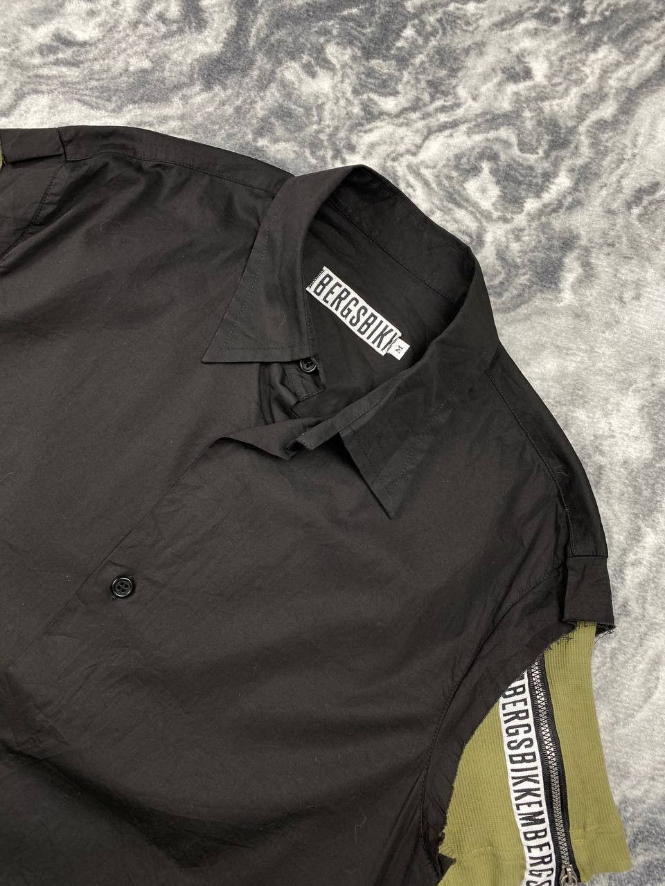 Dirk Bikkembergs Dirk Bikkembergs Short Sleeve Shirt Buttons Size US M / EU 48-50 / 2 - 2 Thumbnail