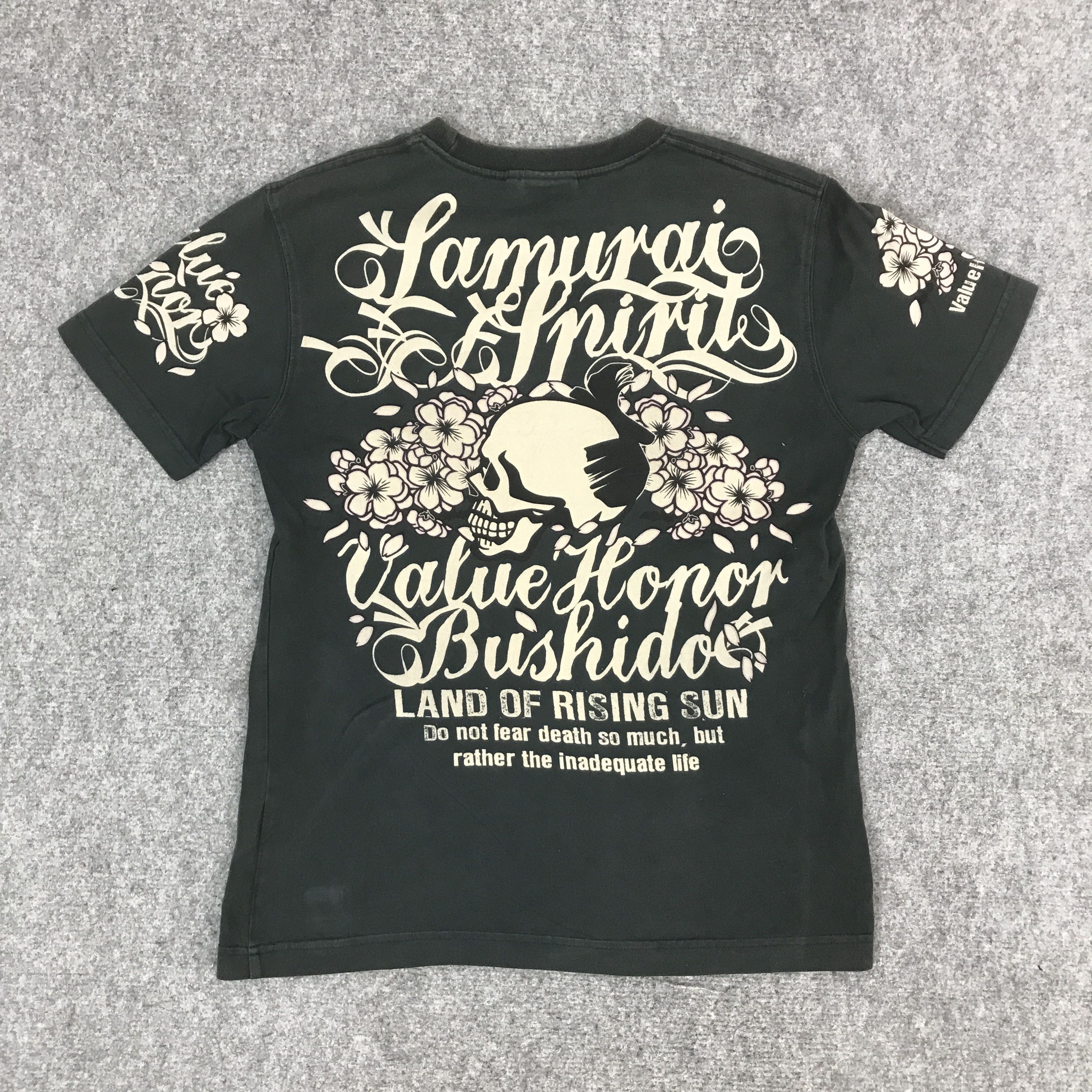Japanese Brand GOTHIC LAND OF RISING SUN TSHIRTS Size US S / EU 44-46 / 1 - 1 Thumbnail