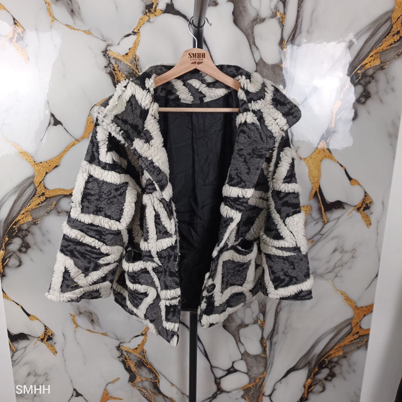 Japanese Brand Luxury Design V.A.N.T.E Faux Fur Jacket Size ONE SIZE - 6 Thumbnail
