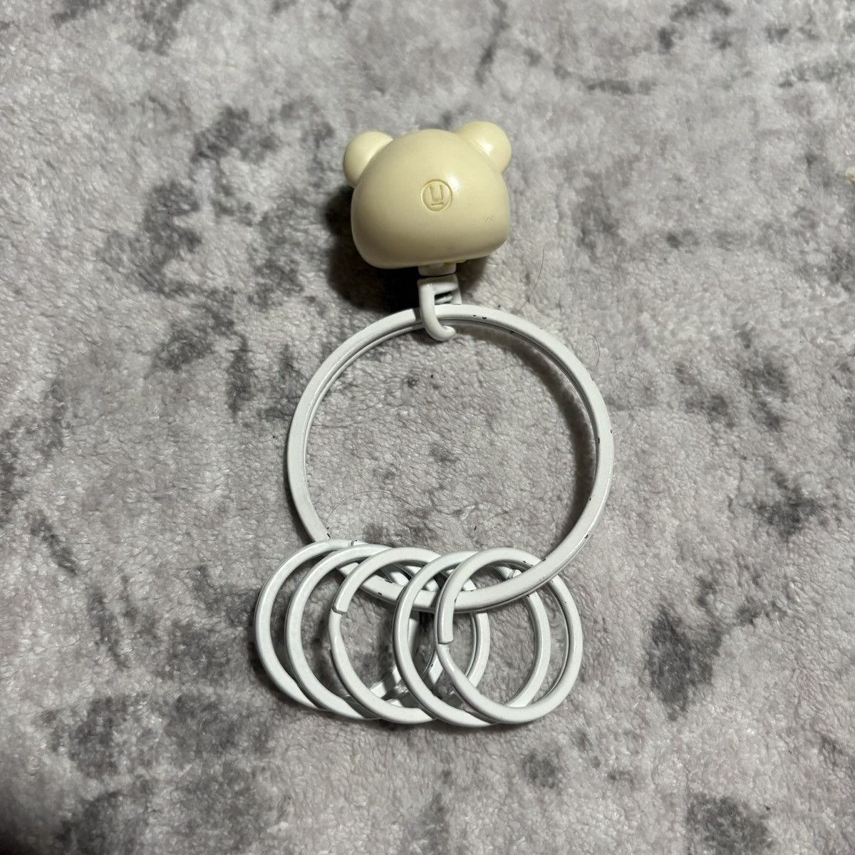 Undercover Undercover SS07 Purple Blindfolded Bear Multi Ring Keychain Size ONE SIZE - 4 Thumbnail