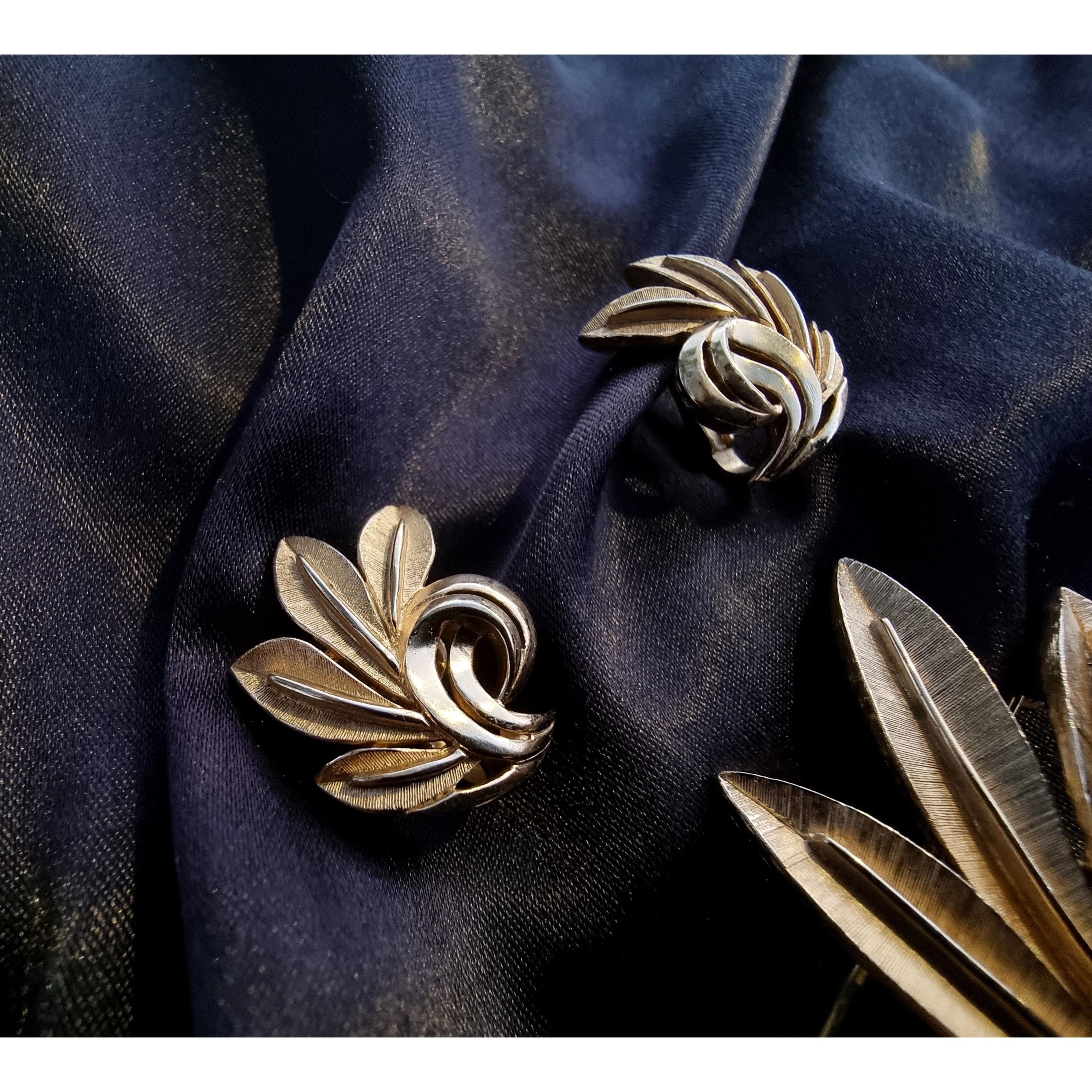 Other Vintage CROWN TRIFARI 1960s Gold Tone Leaf Leaves Floral Set Size ONE SIZE - 4 Thumbnail