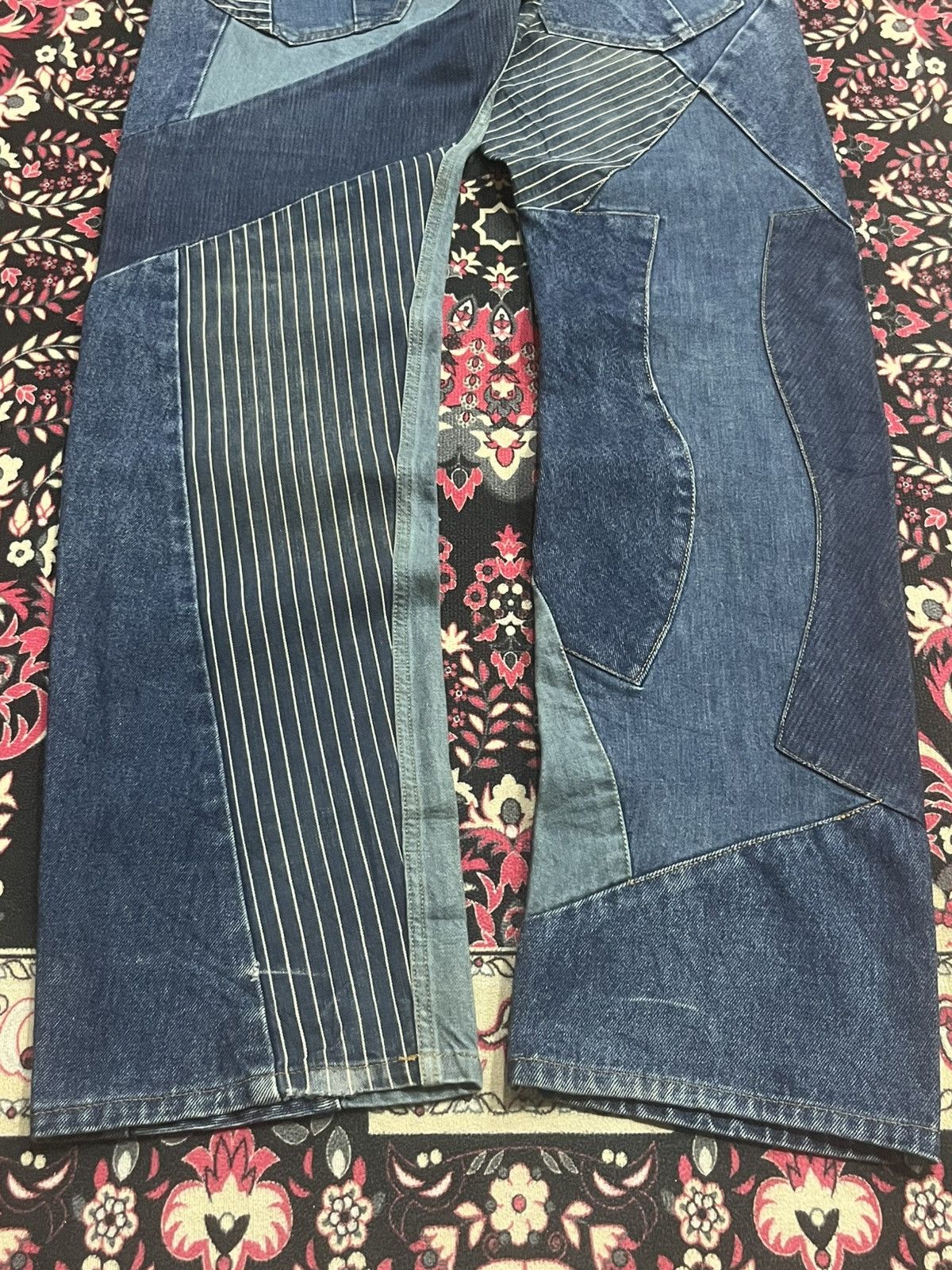 Diet Butcher Slim Skin Diet Butcher Slim Skin Upcycled Reworked Straight Fit Jeans Size US 32 / EU 48 - 11 Thumbnail