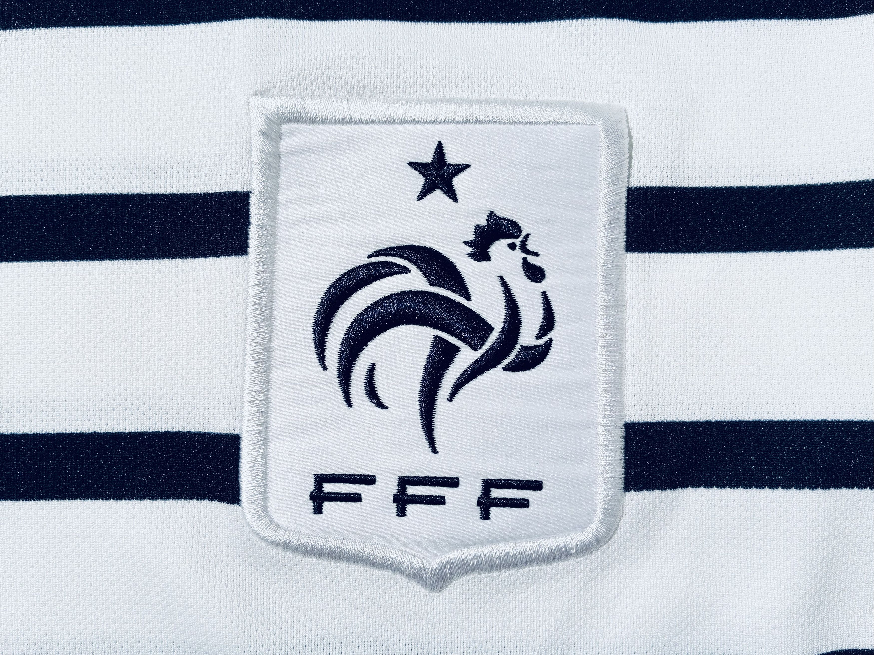 Karl Lagerfeld France Away Shirt Jersey 2011 / 2012 Lagerfeld Size US M / EU 48-50 / 2 - 6 Thumbnail
