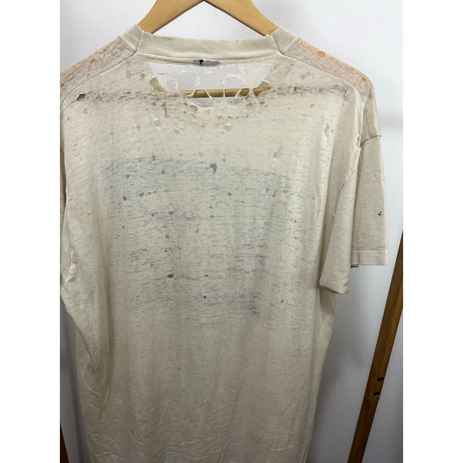 Vintage VTG Miller Lite Party Over Dead Spuds Mackenzie Paper Thin Thrashed T-Shirt XL Shirt Mens White Distressed Burnout 80s Beer Dog Budweiser"} Size US XL / EU 56 / 4 - 7 Thumbnail