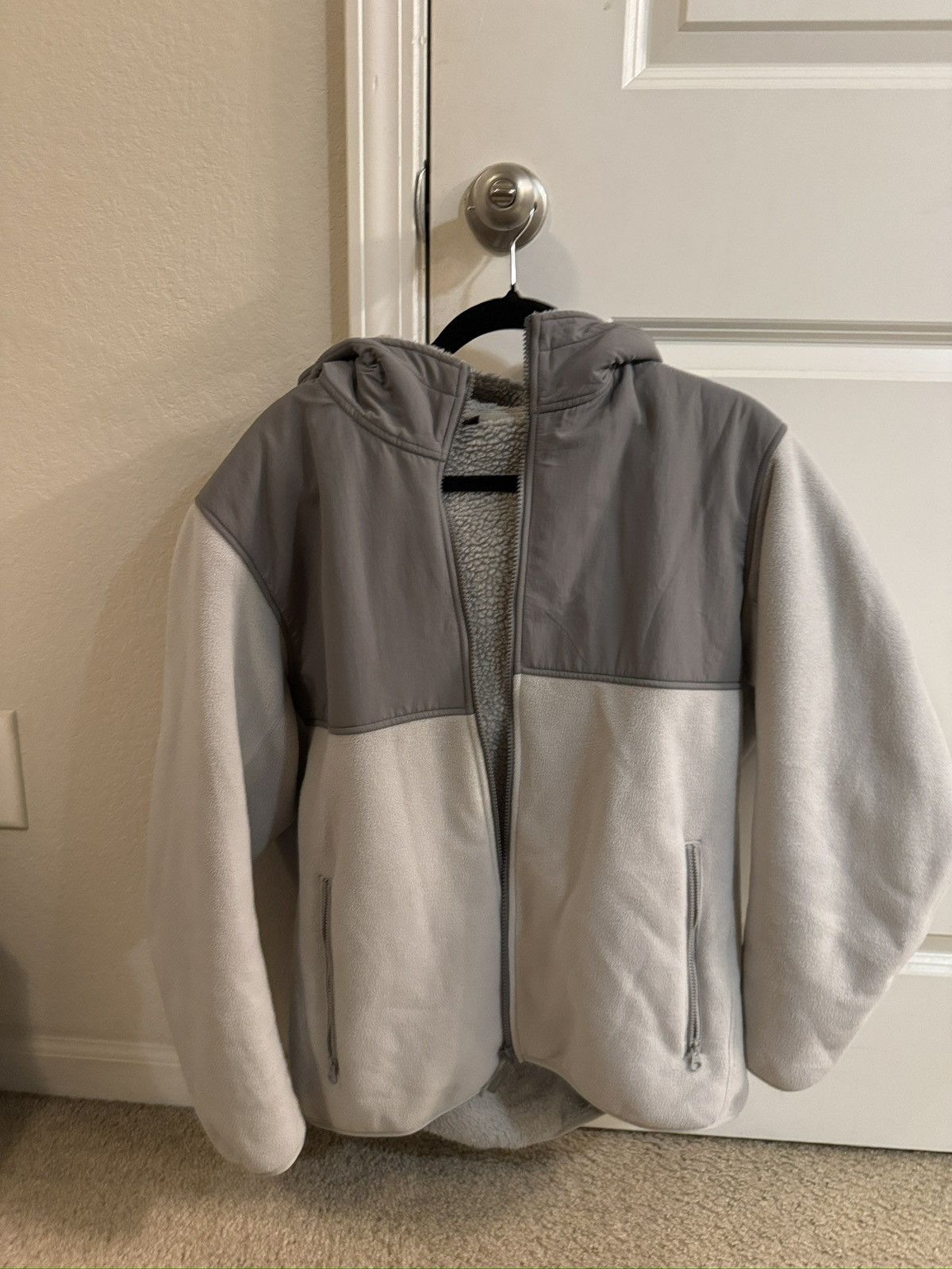 Japanese Brand × Uniqlo UNIQLO fur lined winter jacket Size US L / EU 52-54 / 3 - 1 Thumbnail