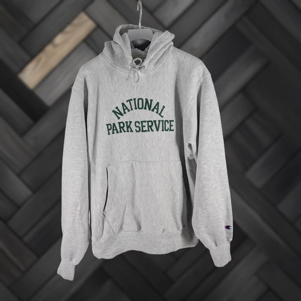Champion VINTAGE Champion Reverse Weave National Park Service Hoodie Grey M Mens Pullover 22x26 Size US M / EU 48-50 / 2 - 1 Thumbnail