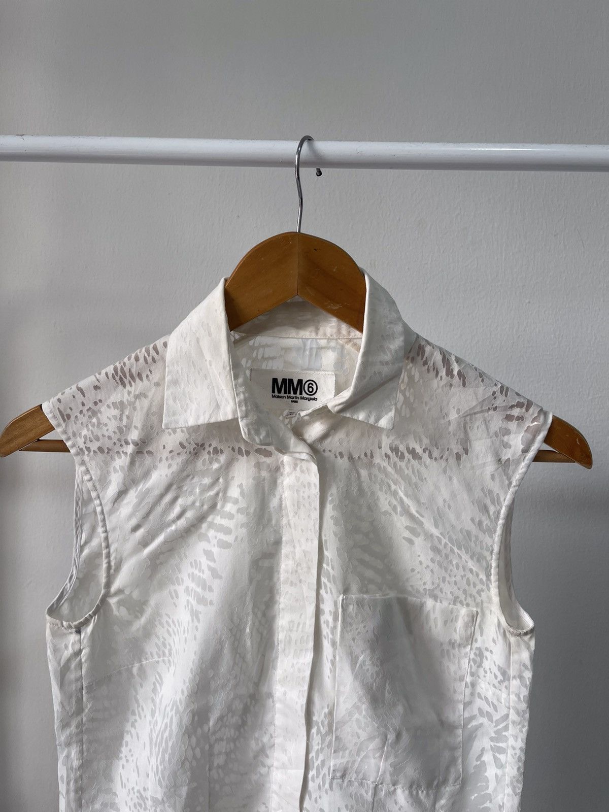 Maison Margiela Maison Margiela Sleeveless Mesh Shirt Size US XS / EU 42 / 0 - 4 Thumbnail