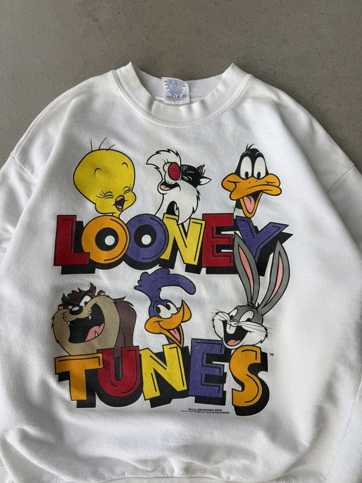 Vintage × Warner Bros Vintage 90s Looney Tunes Warner Bros Characters Crewneck Size US M / EU 48-50 / 2 - 2 Thumbnail
