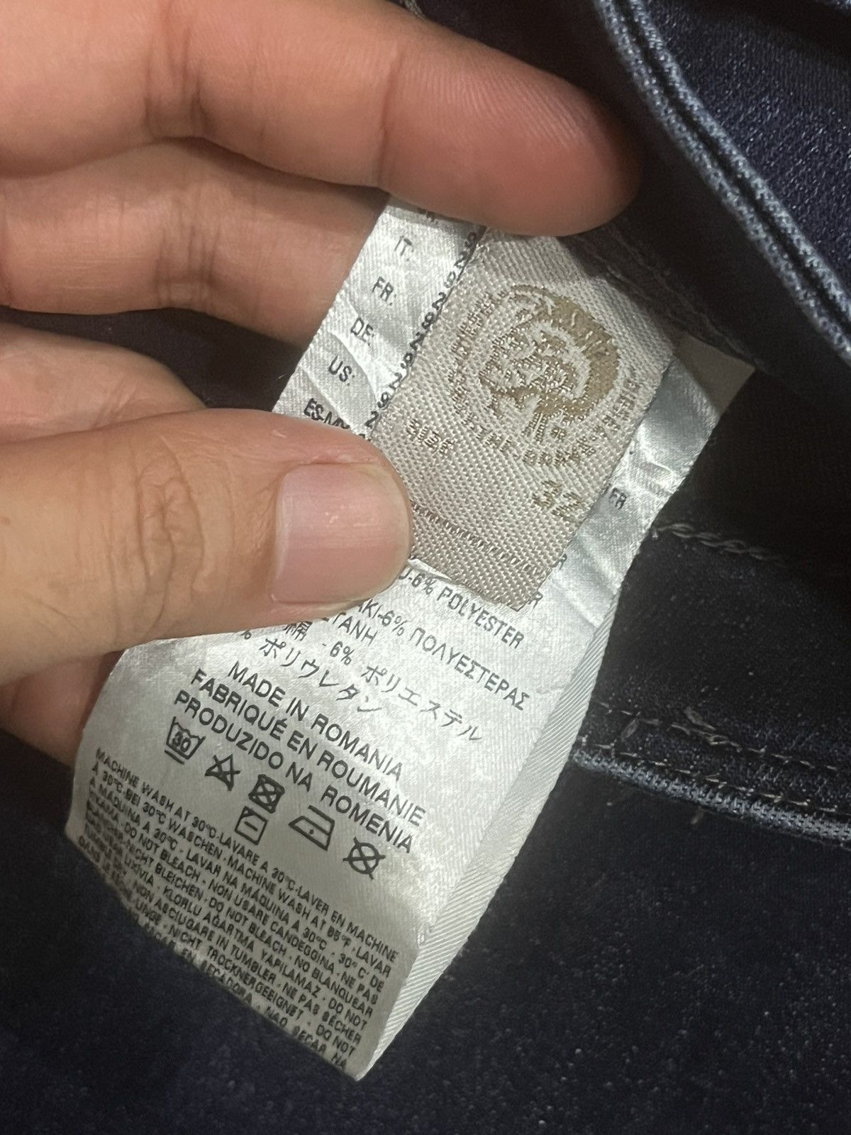 Diesel Vintage Diesel Larkee Indigo Washed Relaxed Jeans Size US 32 / EU 48 - 19 Thumbnail