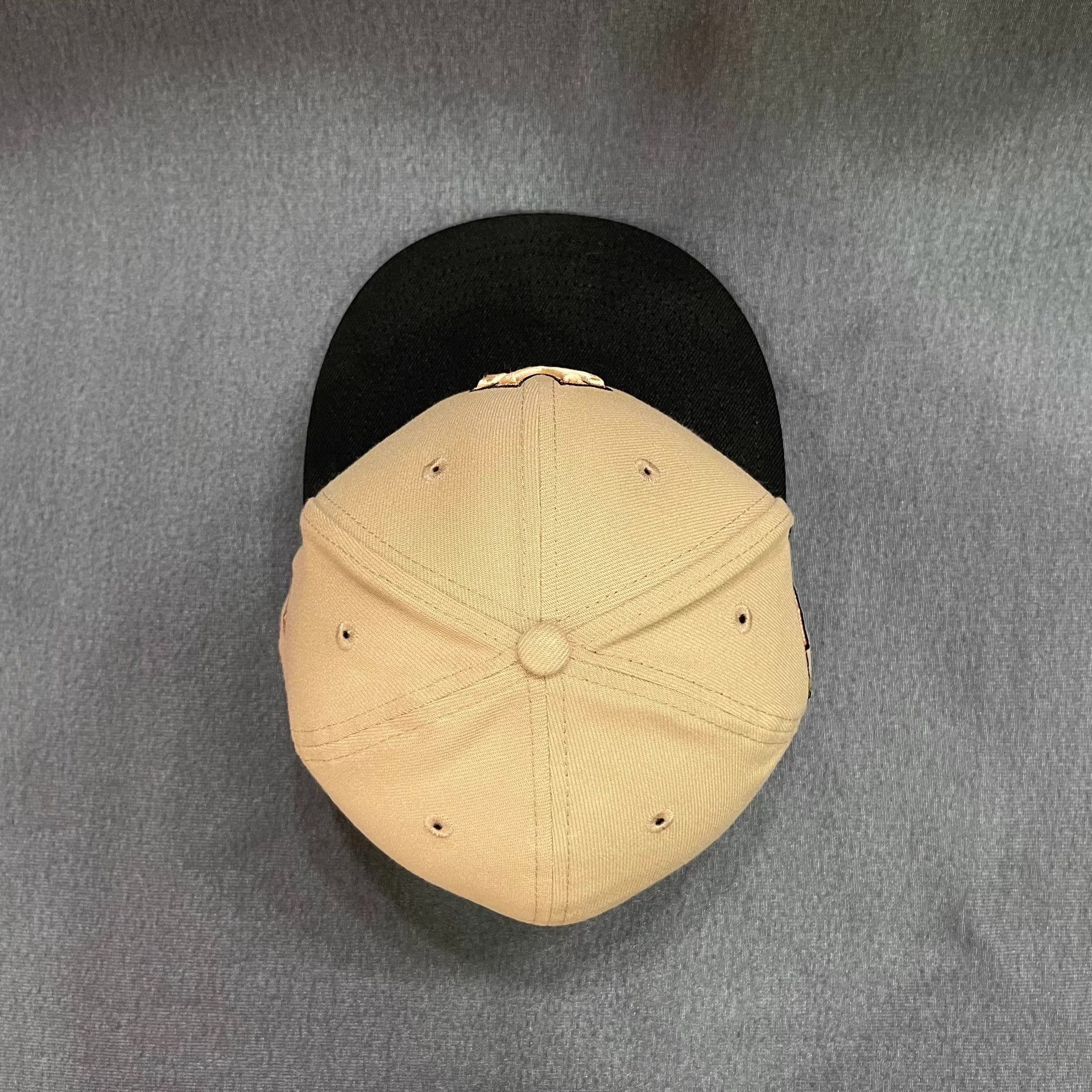 New Era New Era Flat Brim Hat。 Q5 Size ONE SIZE - 6 Thumbnail