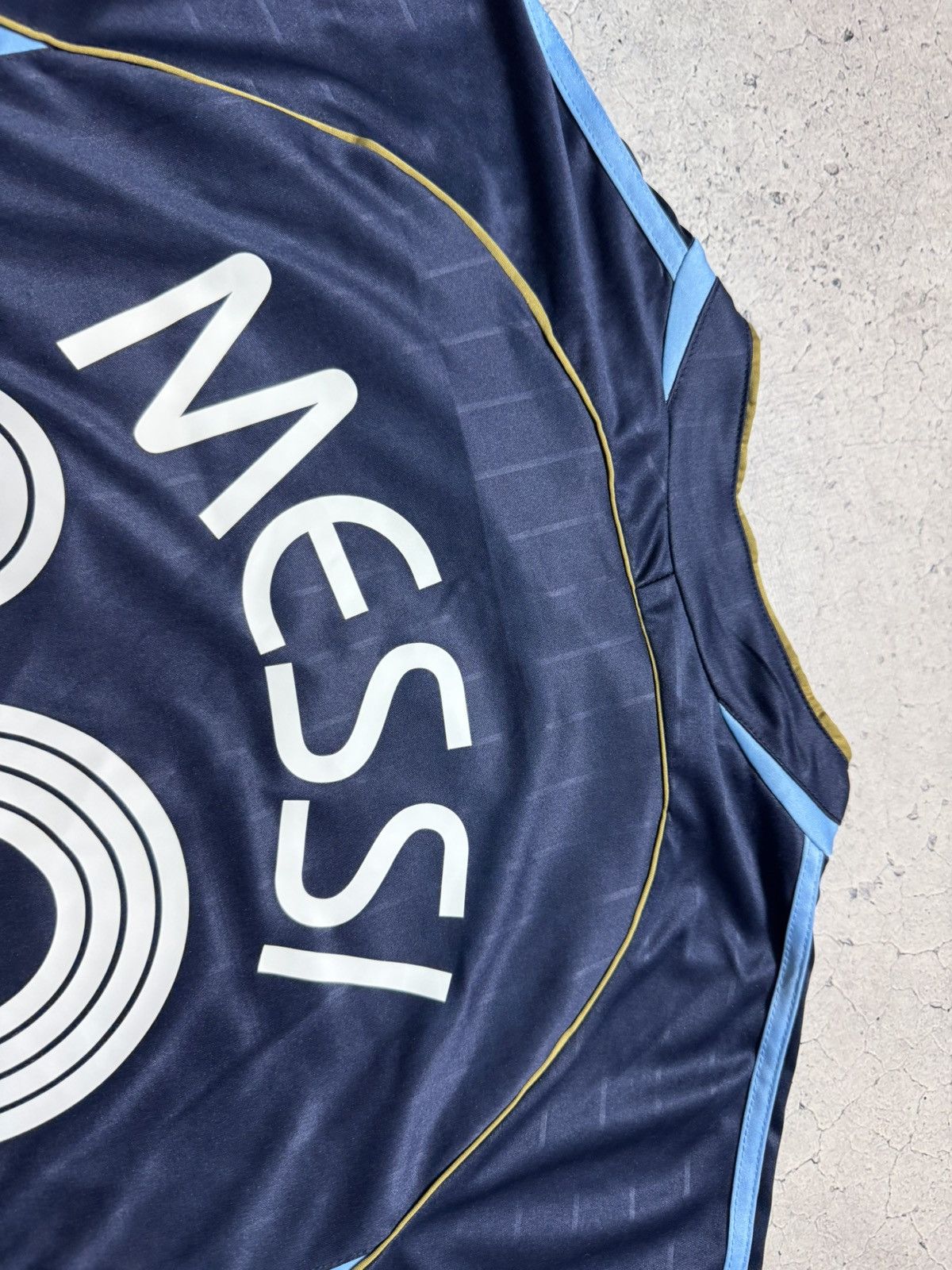 Adidas Adidas Argentina Team Lionel Messi #10 2006 Soccer Jersey Size US XL / EU 56 / 4 - 9 Thumbnail