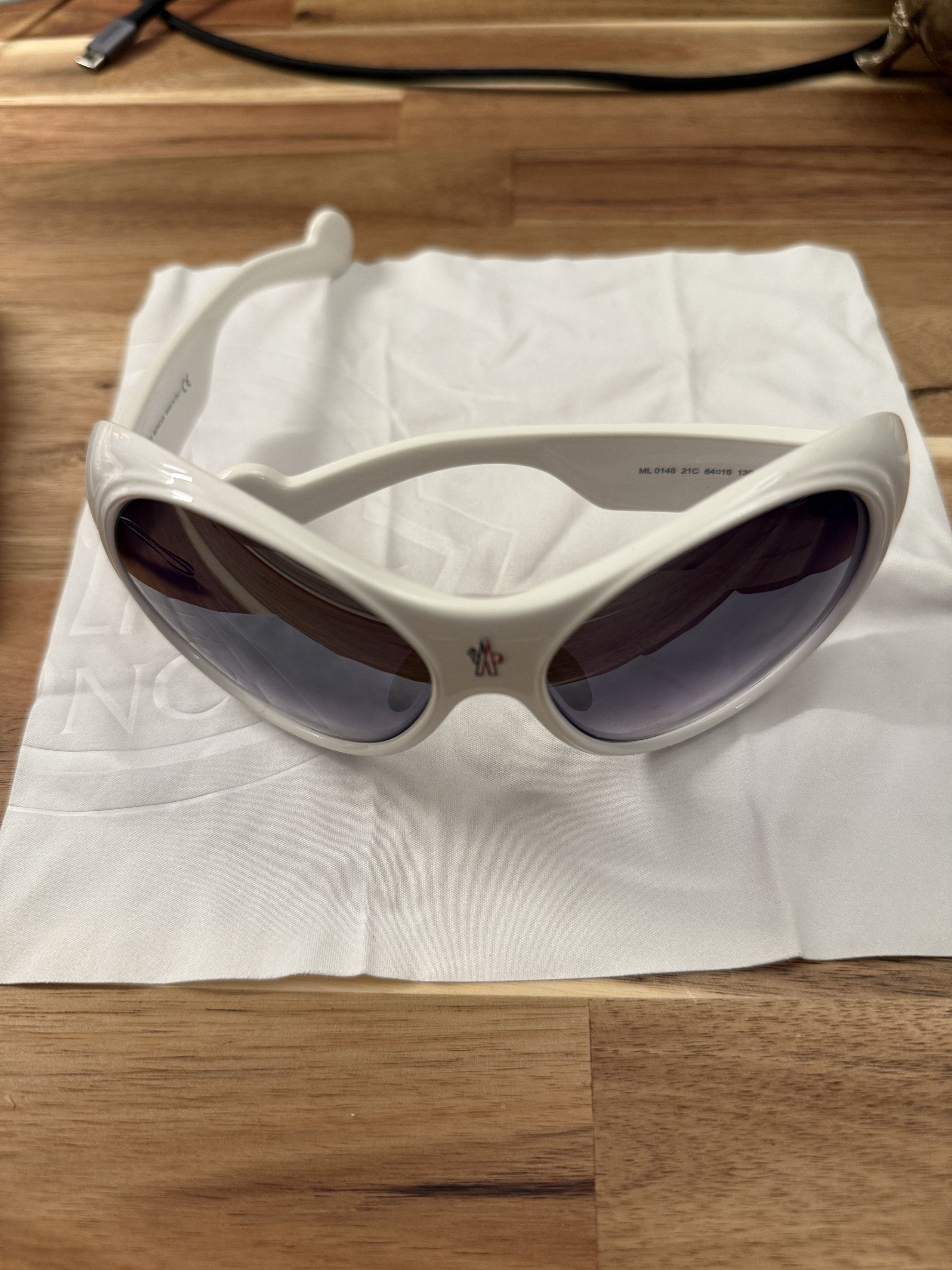 Moncler Moncler Sunglasses Size ONE SIZE - 1 Thumbnail