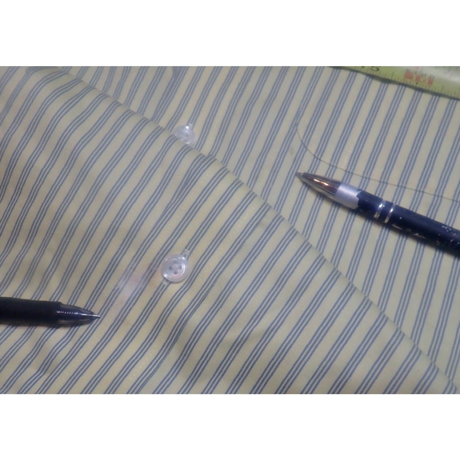 Vintage Duluth Trading Men's Wrinkle Fighter Button-Up Shirt, Relaxed Fit, Yellow Stripe, Size M, Casual/Business, Long Sleeve, Cotton, Pocket, Modern, Mens Size US M / EU 48-50 / 2 - 7 Thumbnail