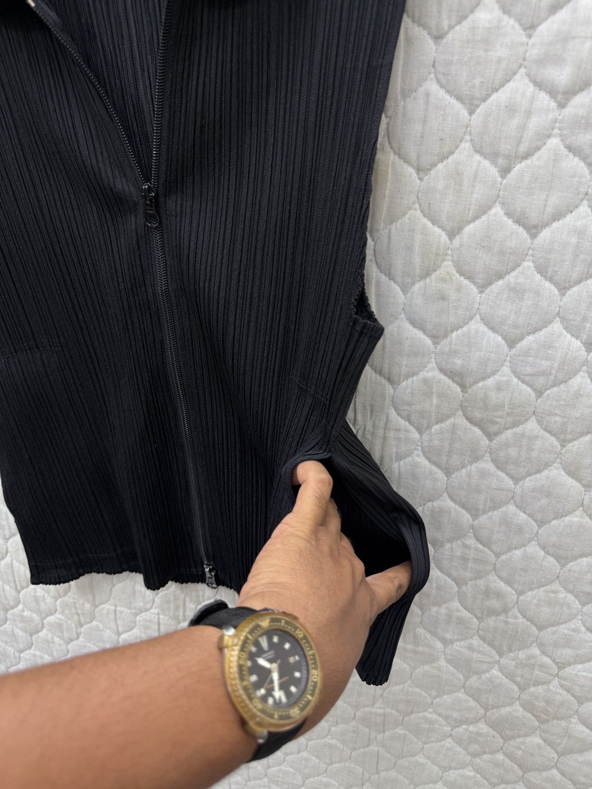 Pleats Please Issey Miyake 🔥🔥🔥ARCHIVE PLEATS PLEASE ISSEY MIYAKE ZIPPER SHIRTS Size M / US 6-8 / IT 42-44 - 13 Thumbnail