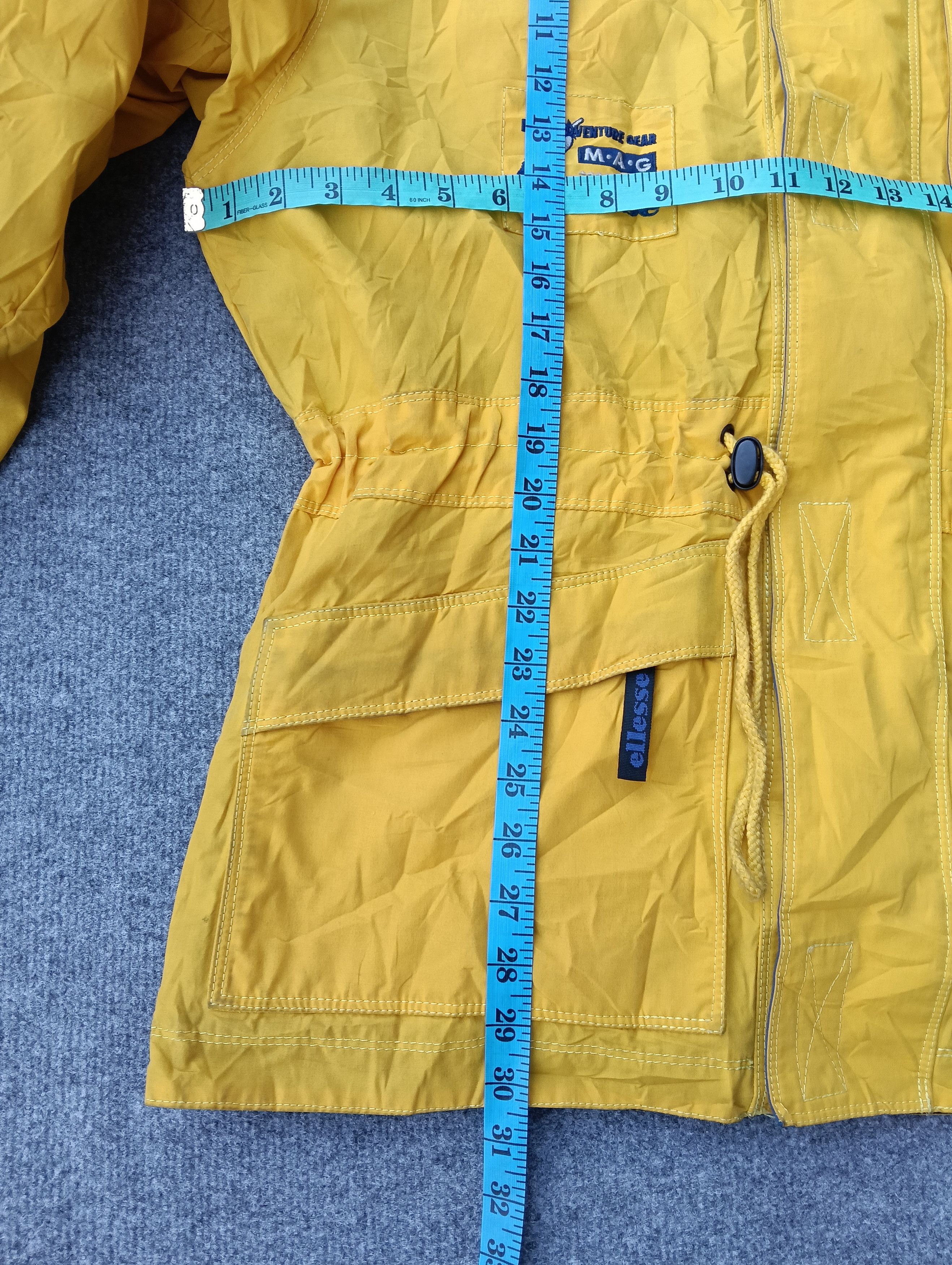 Ellesse Vintage ELLESSE multi adventure Gear mountain jacket yellow Size US L / EU 52-54 / 3 - 16 Thumbnail