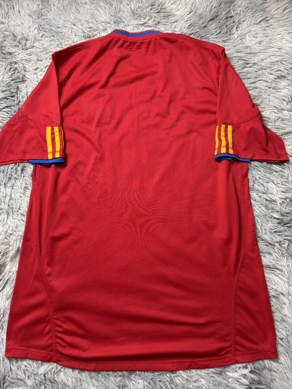 Vintage Vintage Spain Home Kit 2010 Size US XL / EU 56 / 4 - 7 Thumbnail
