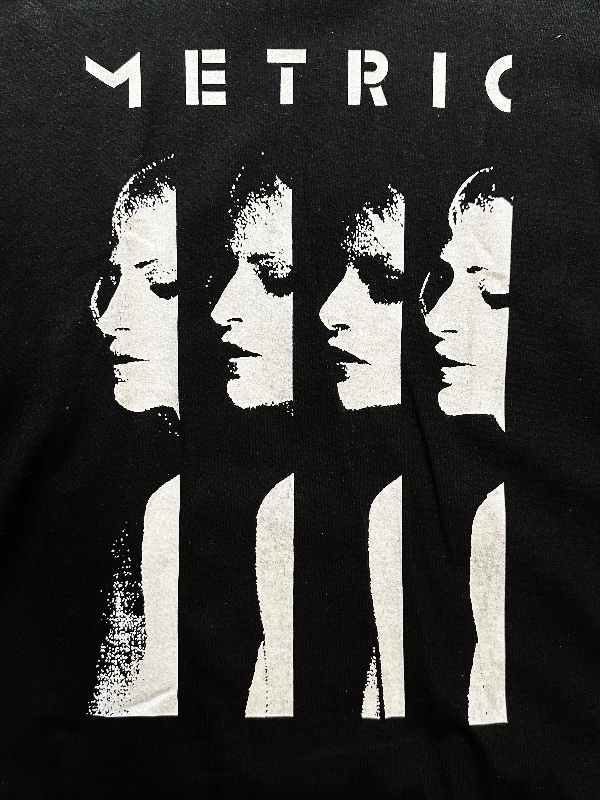 Band Tees Metric Band Shirt Size US M / EU 48-50 / 2 - 2 Thumbnail
