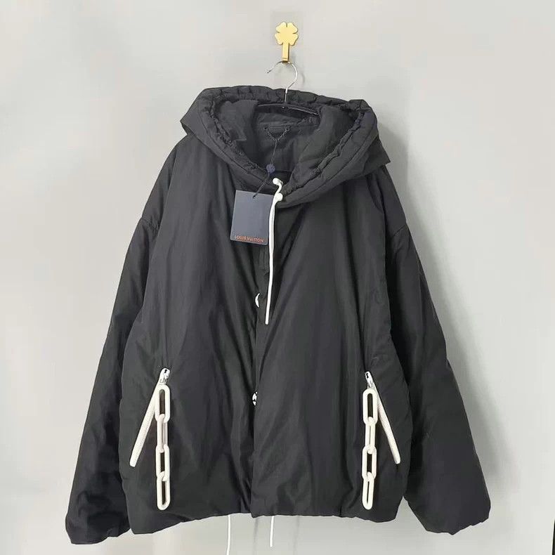 Louis Vuitton Louis Vuitton Earth Embroidered Chain Lock Black Hooded Ja Size US M / EU 48-50 / 2 - 1 Thumbnail