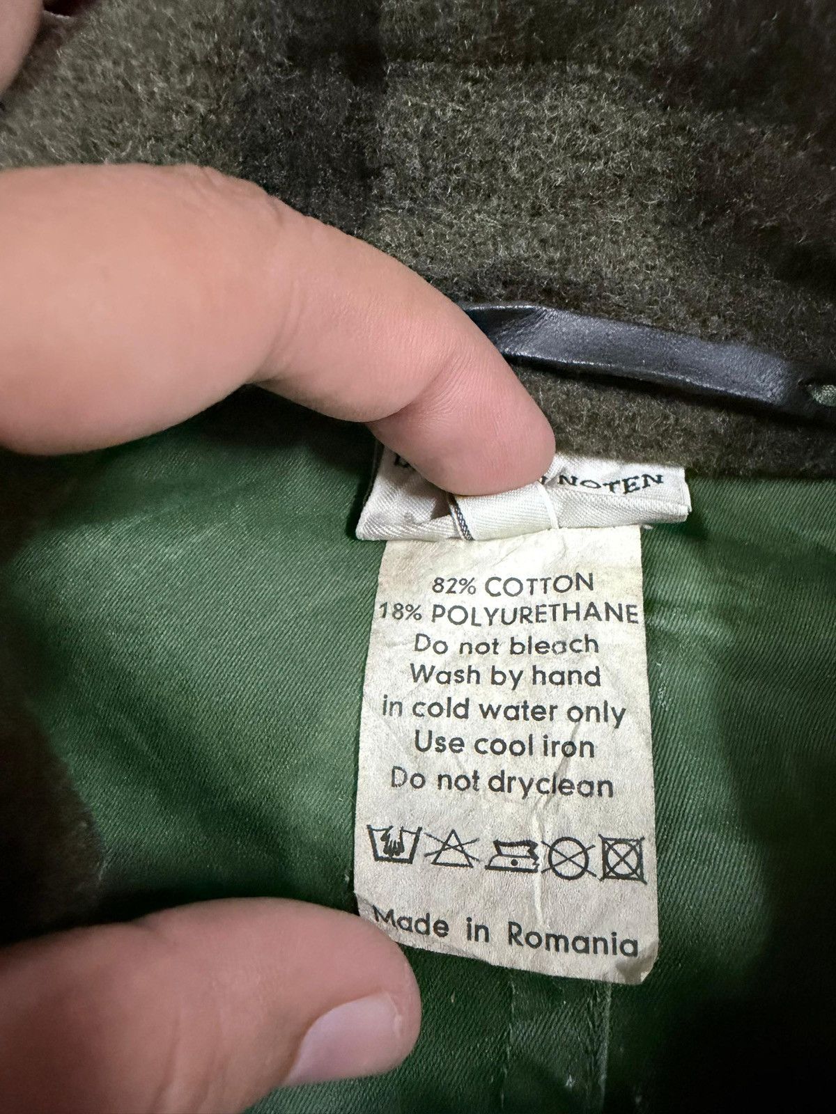 Dries Van Noten Dries Van Noten Waterproof Jacket Size US M / EU 48-50 / 2 - 18 Thumbnail