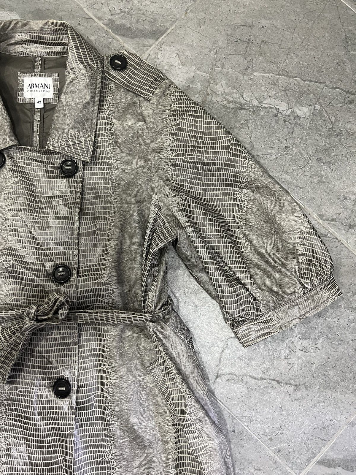 Armani Collezioni Armani Collezioni Crocodile Embossed Metallic Trench Coat Size M / US 6-8 / IT 42-44 - 3 Thumbnail