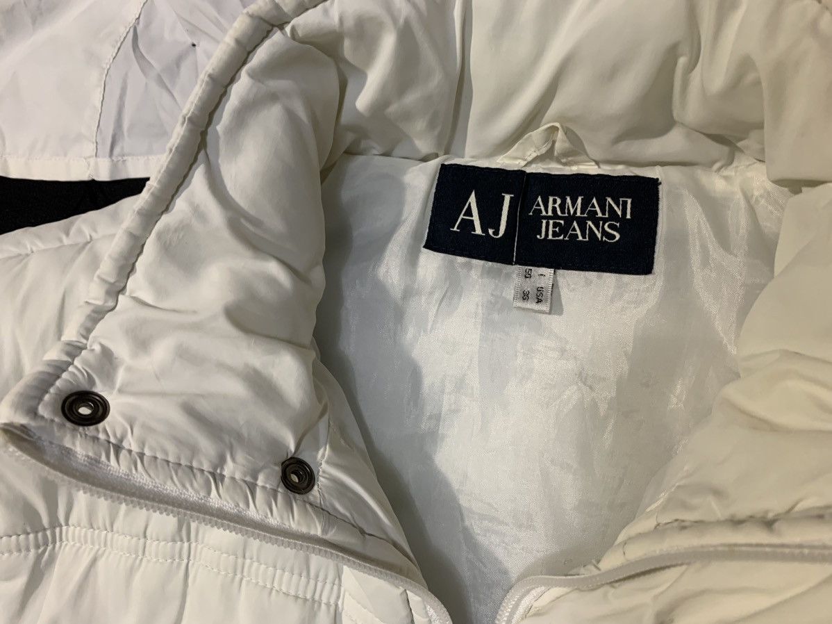 Armani × Giorgio Armani Vintage Armani Jeans Vest Big Back Logo Size L White Size US L / EU 52-54 / 3 - 4 Thumbnail