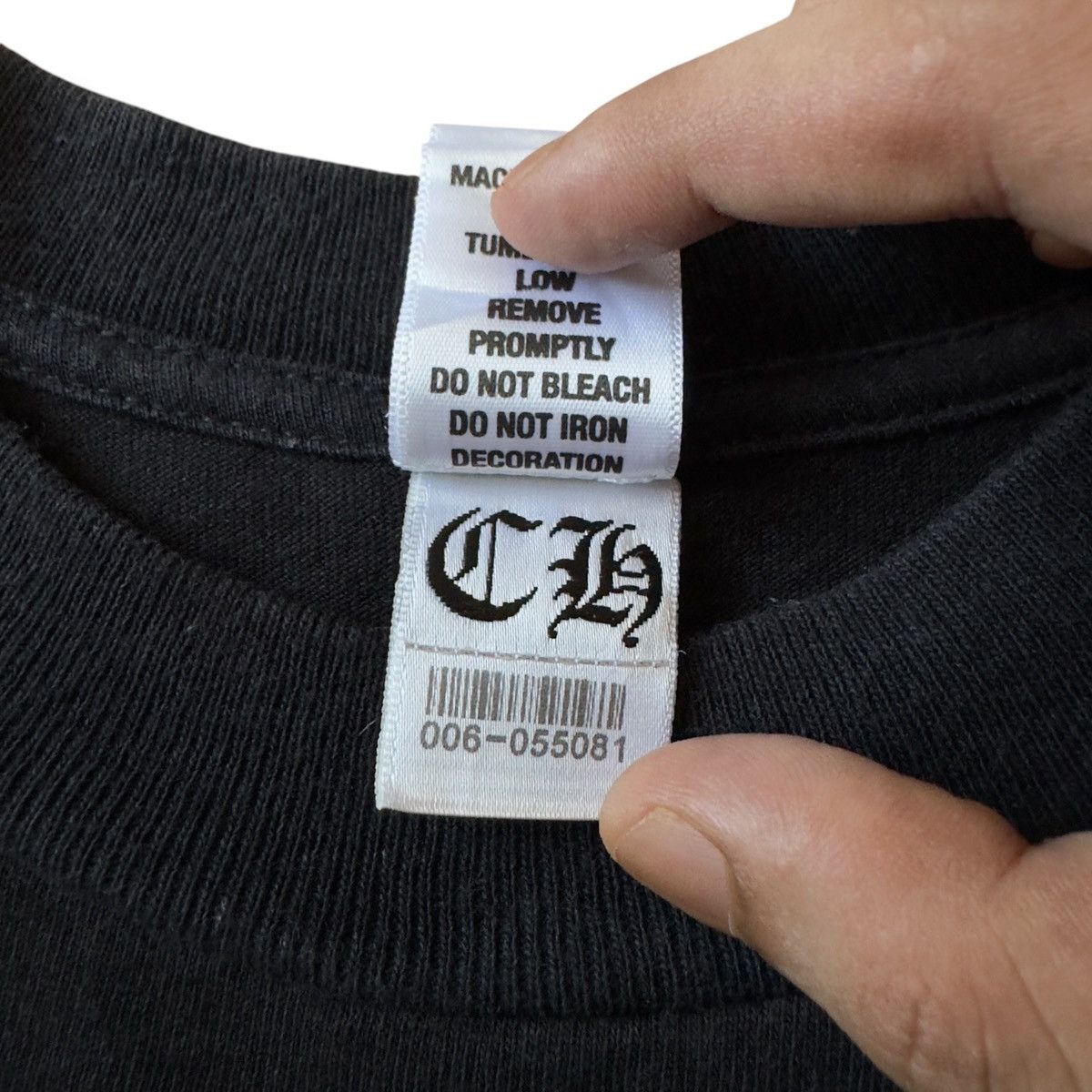 Chrome Hearts Chrome Hearts Horseshoe Cross Pocket Tshirt Size US S / EU 44-46 / 1 - 14 Thumbnail