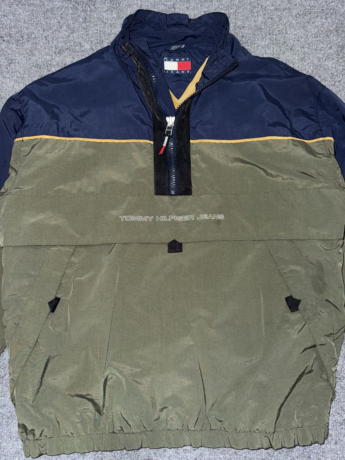 Tommy Hilfiger Vintage Tommy Hilfiger Jeans Pullover Windbreaker M Size US M / EU 48-50 / 2 - 2 Thumbnail