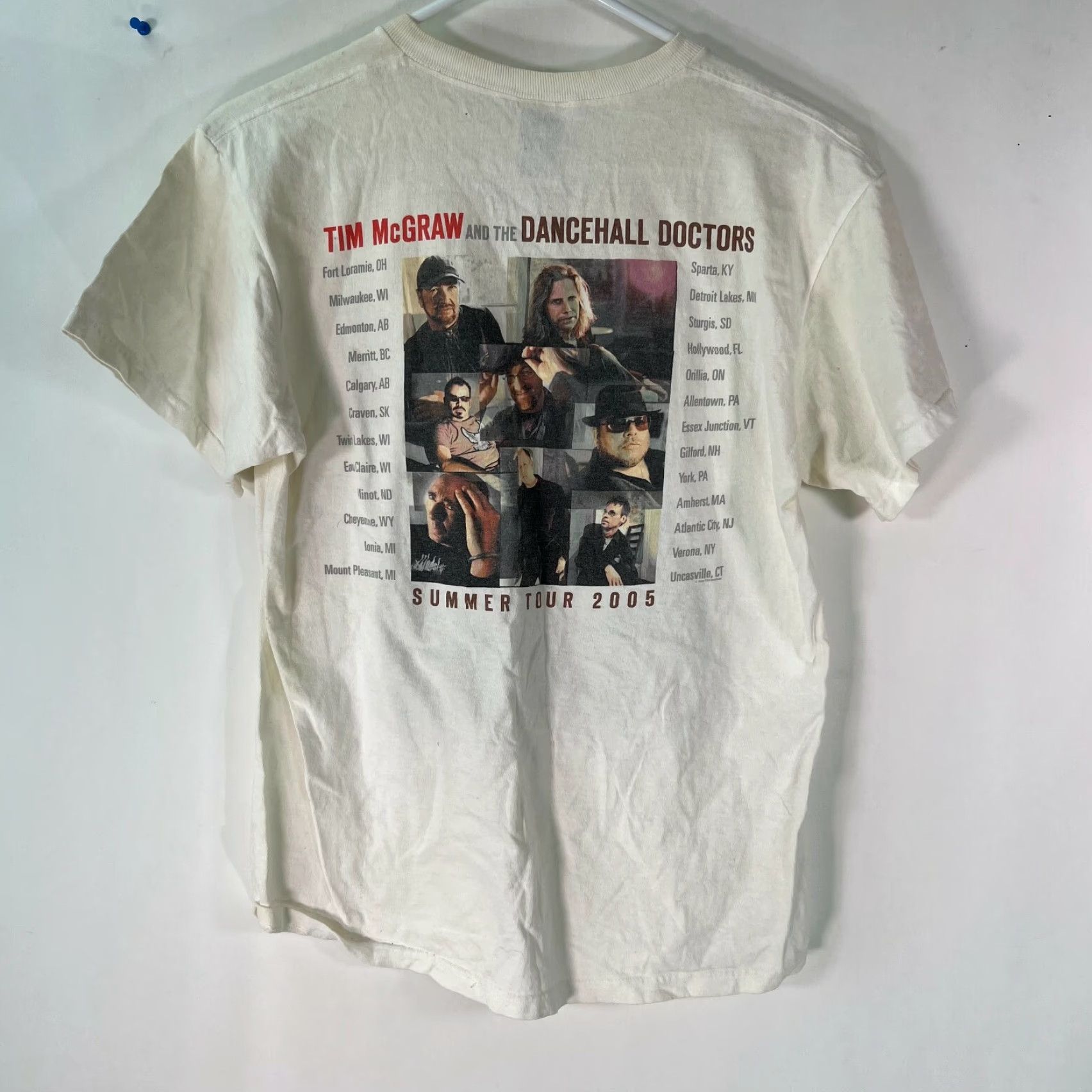 Fruit Of The Loom Fruit Of The Loom Mens Tim Mcgraw And The Dancehall Doctors White T Shirt Size M Size US M / EU 48-50 / 2 - 2 Thumbnail