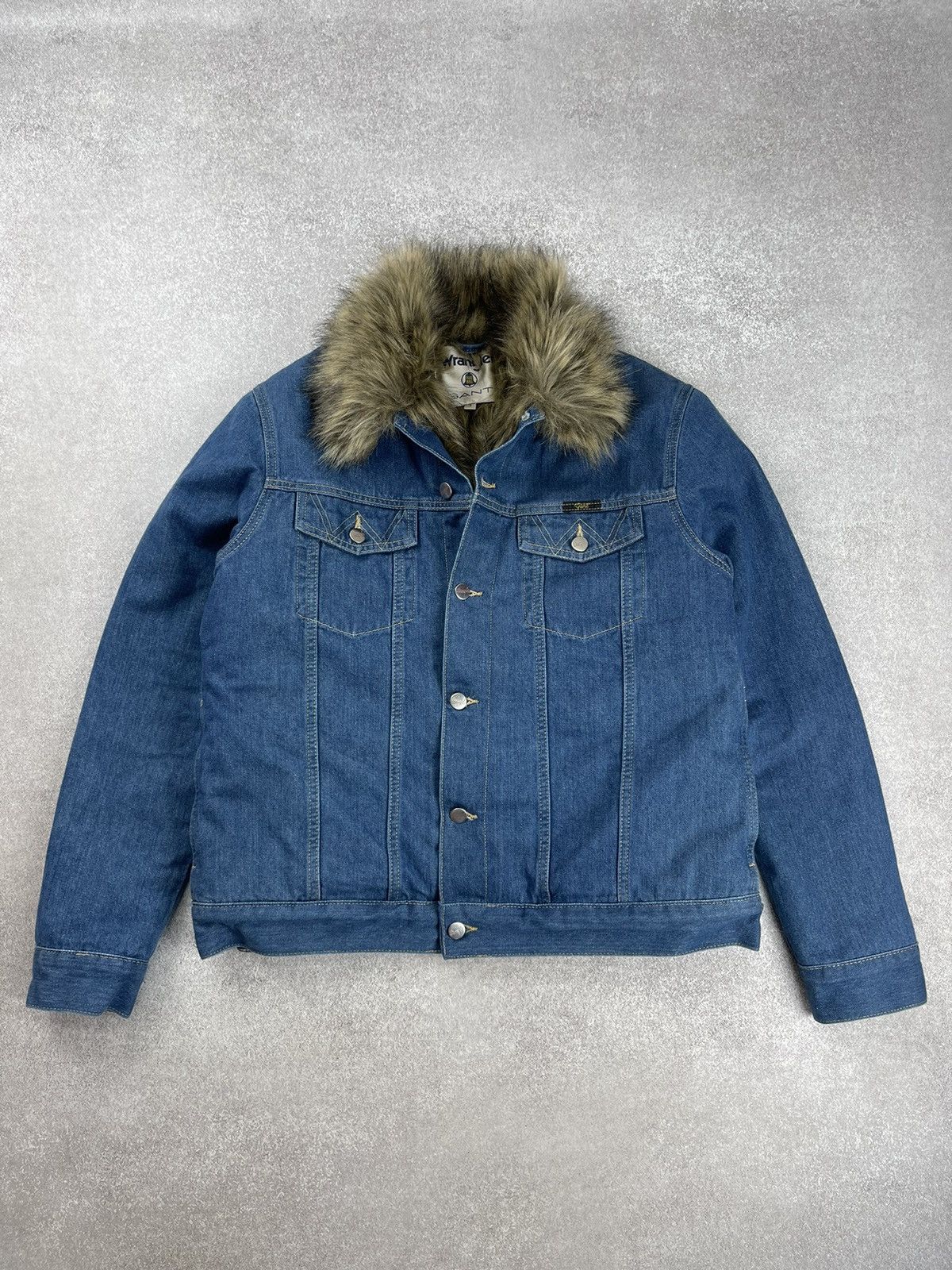 Gant × Wrangler Wrangler x Gant Faux Fur Denim Jacket Men’s Size S Size US S / EU 44-46 / 1 - 2 Thumbnail