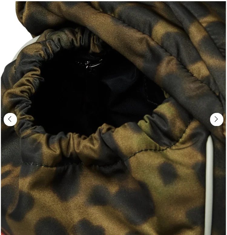 Burberry Animal Print Nylon Leopard Belt Pack crossbody Green bag Size ONE SIZE - 5 Thumbnail