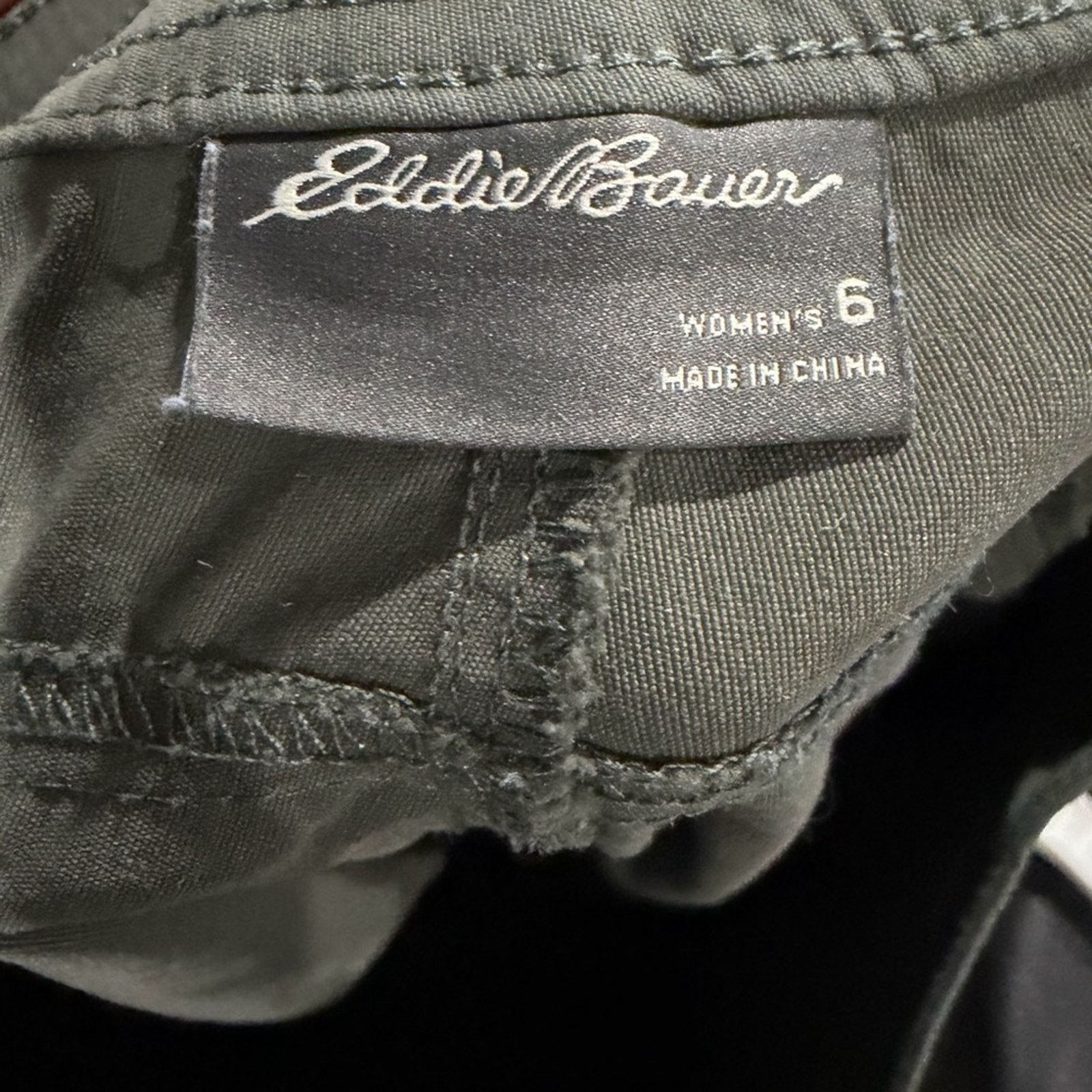 Eddie Bauer Eddie Bauer Travex Performance Hiking Cargo Shorts Size 6 Size 28" / US 6 / IT 42 - 2 Thumbnail