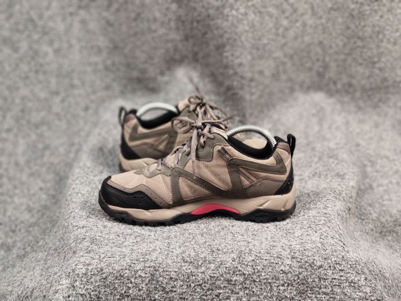 Nike ACG Vintage Nike ACG All-Trac Hiking Women's Sneaker Size US 7 / IT 37 - 14 Thumbnail