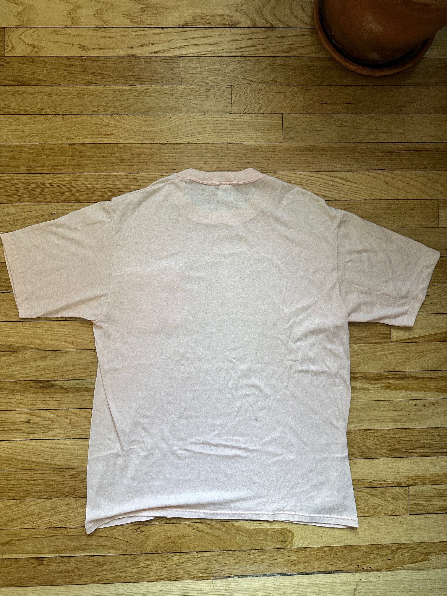 Jerzees Jerzees Blank Pink Single Stitch T-Shirt Large (SMALL STAIN) Size US L / EU 52-54 / 3 - 3 Thumbnail